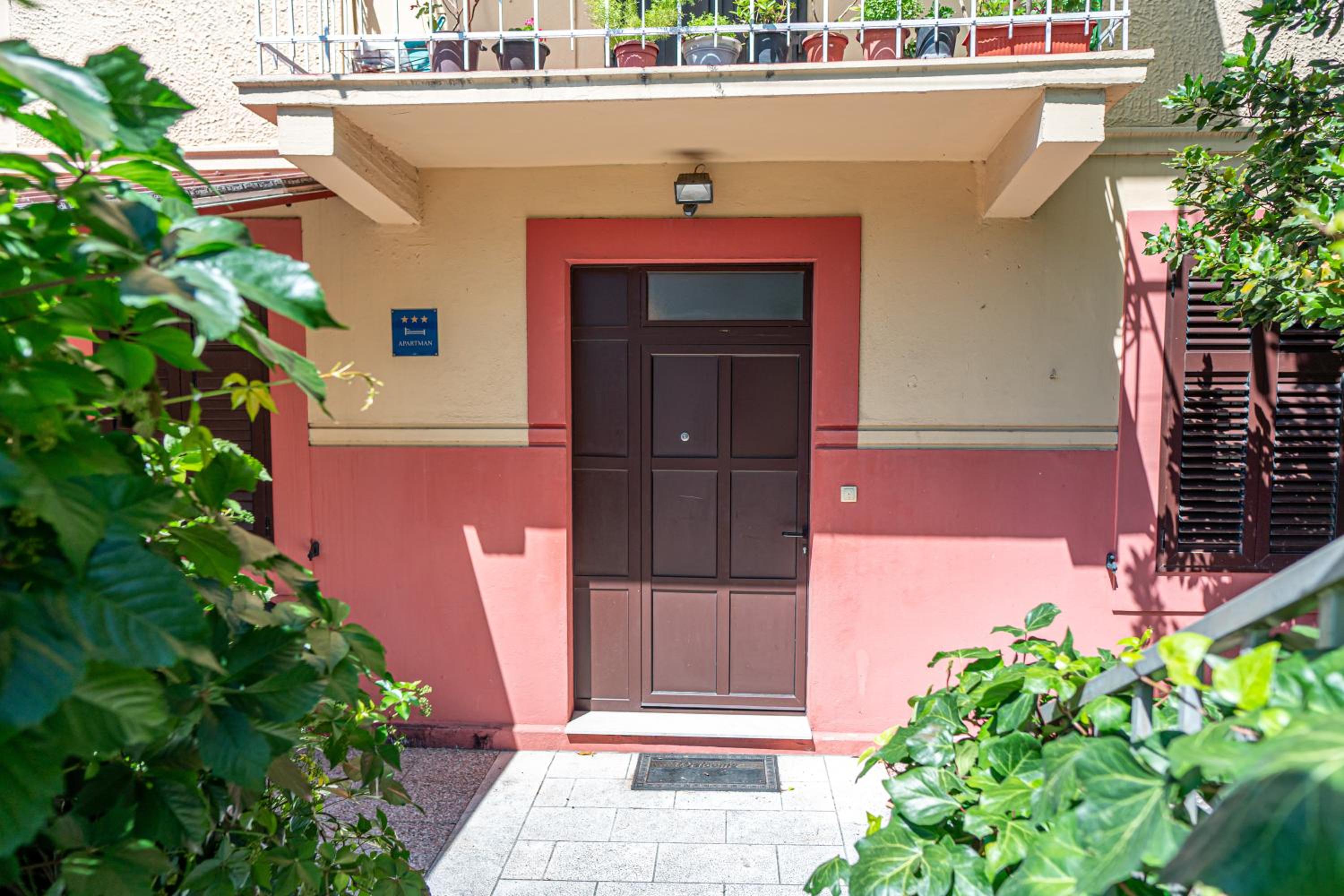 Apartment Goge view 4