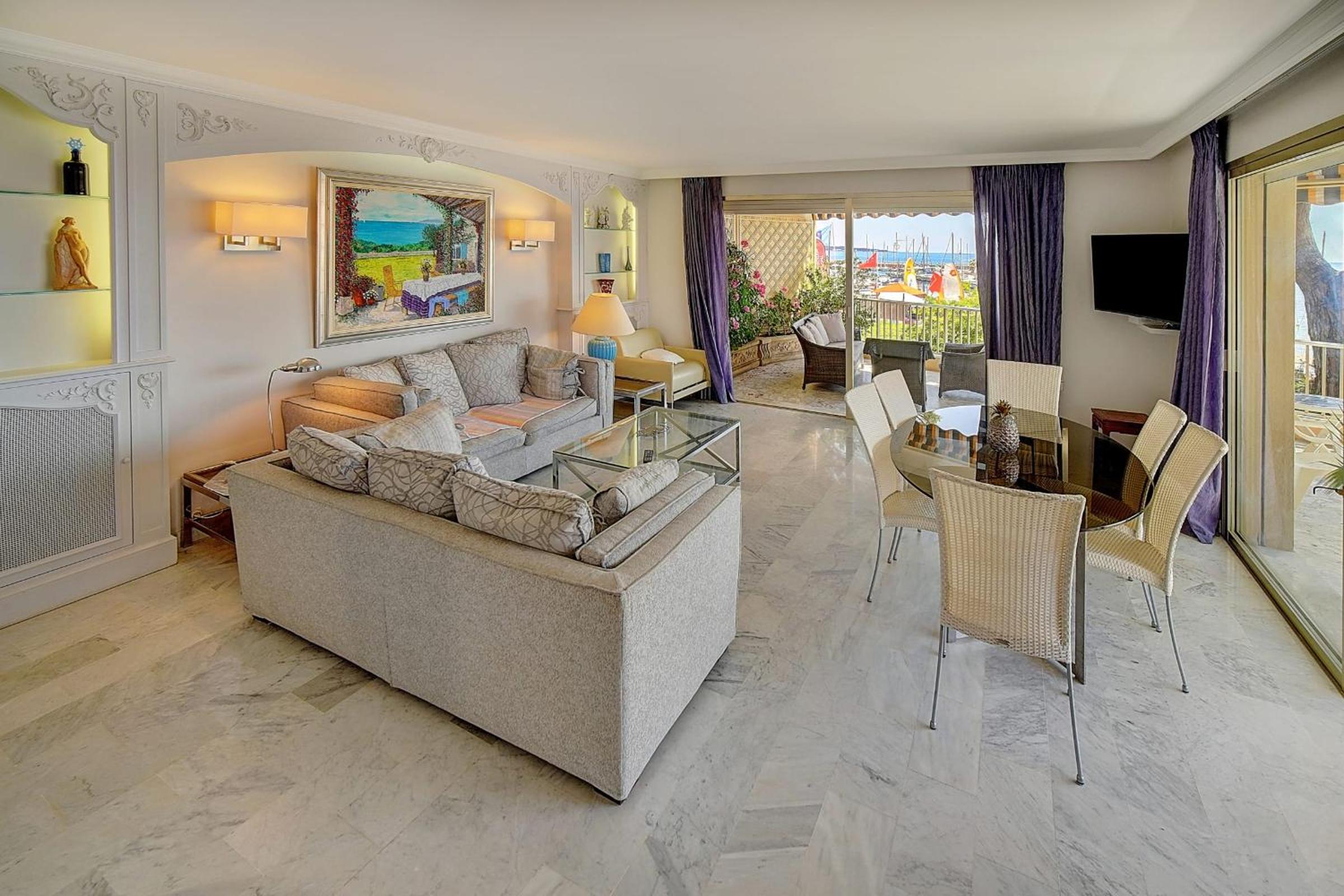 IMMOGROOM- Huge Terrace - Panoramic Sea View - 1min from Beach view 3