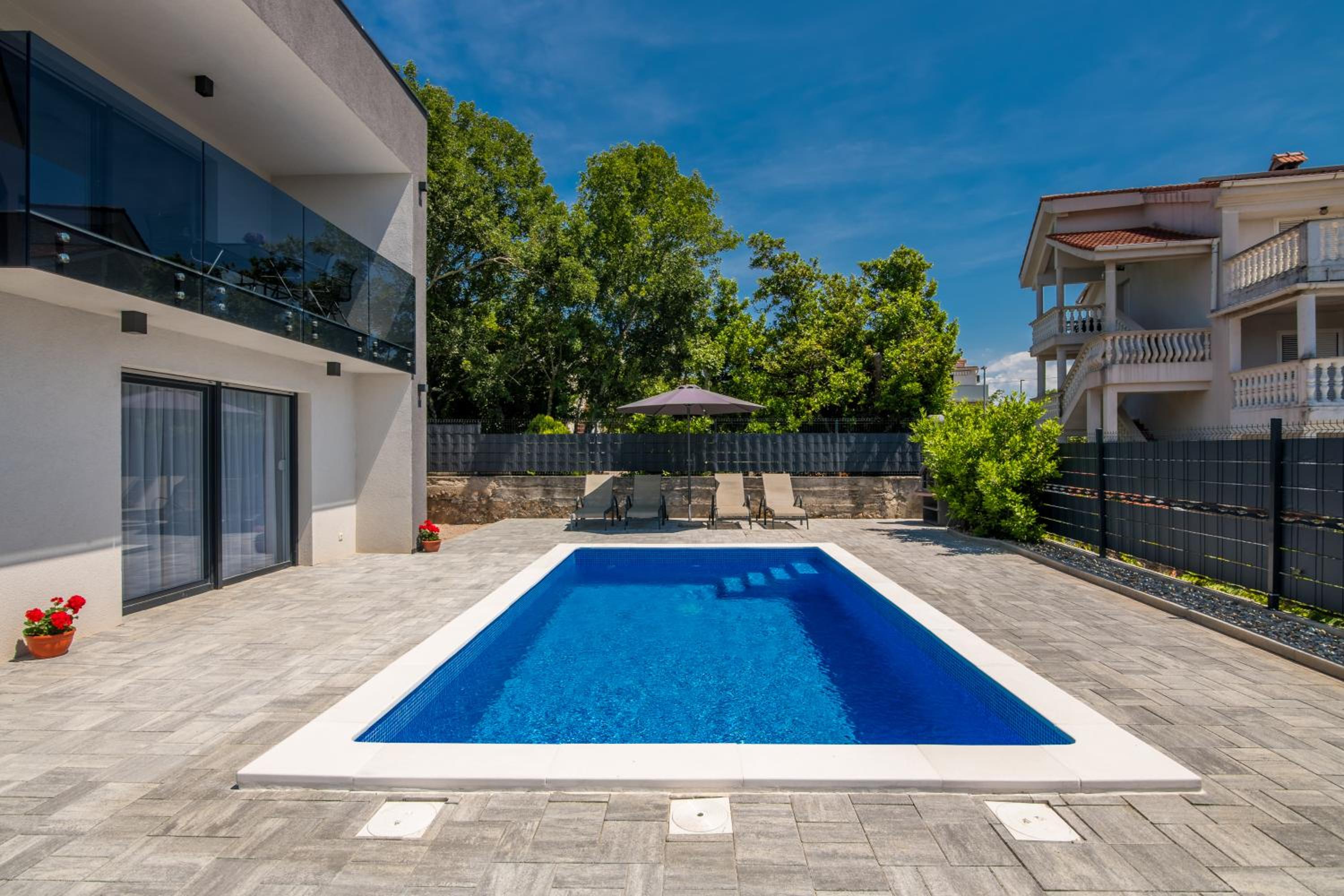 Apartments Villa "Aurea" with pool view 5