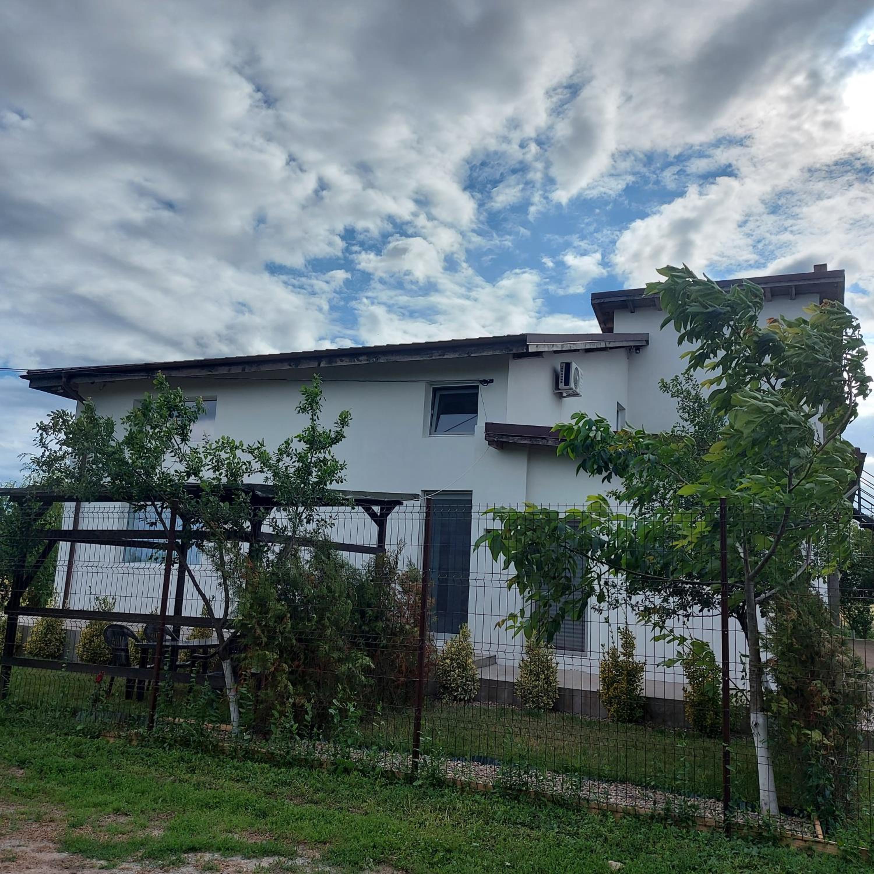 Photo 36