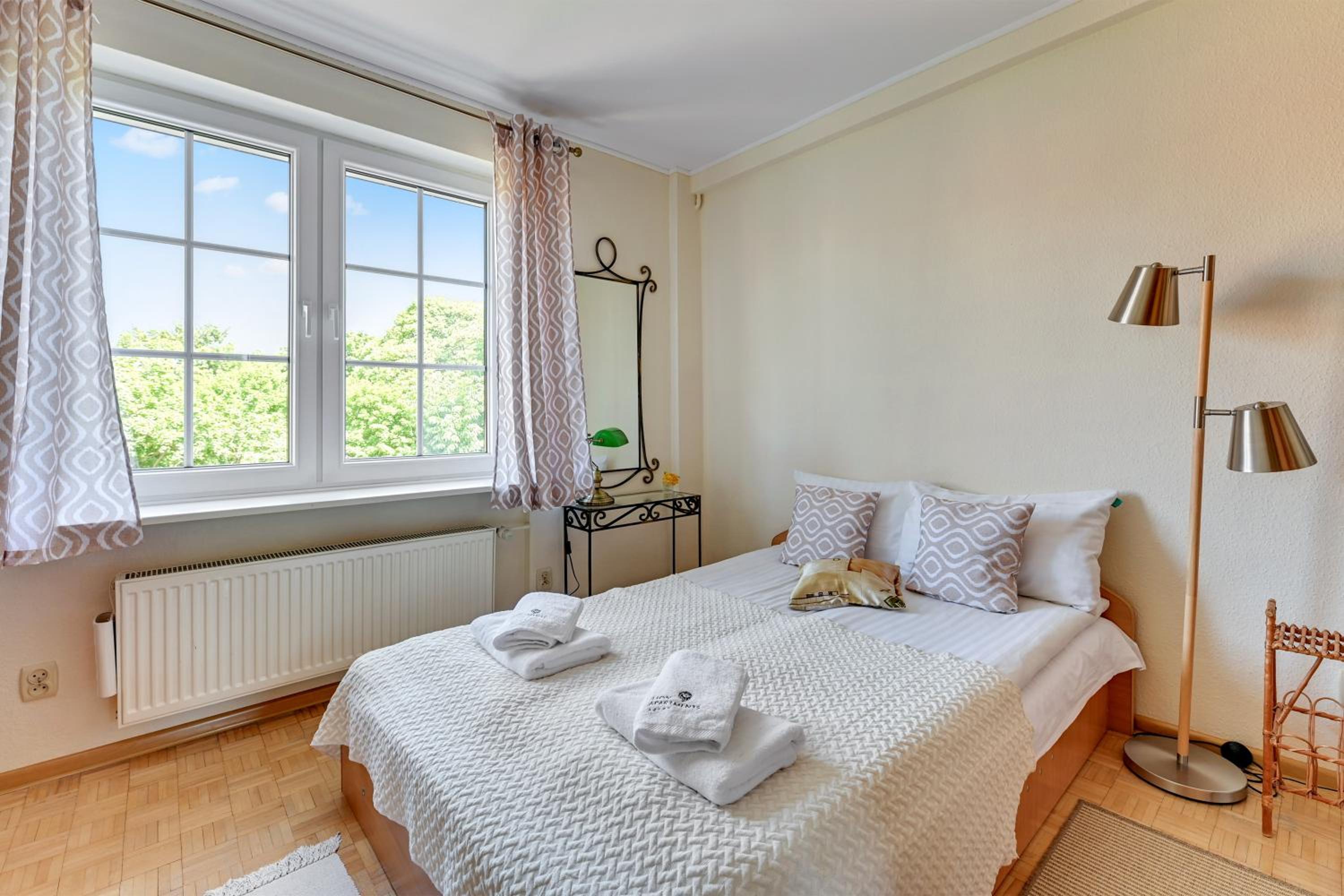 Apartament Classic z balkonem view 2