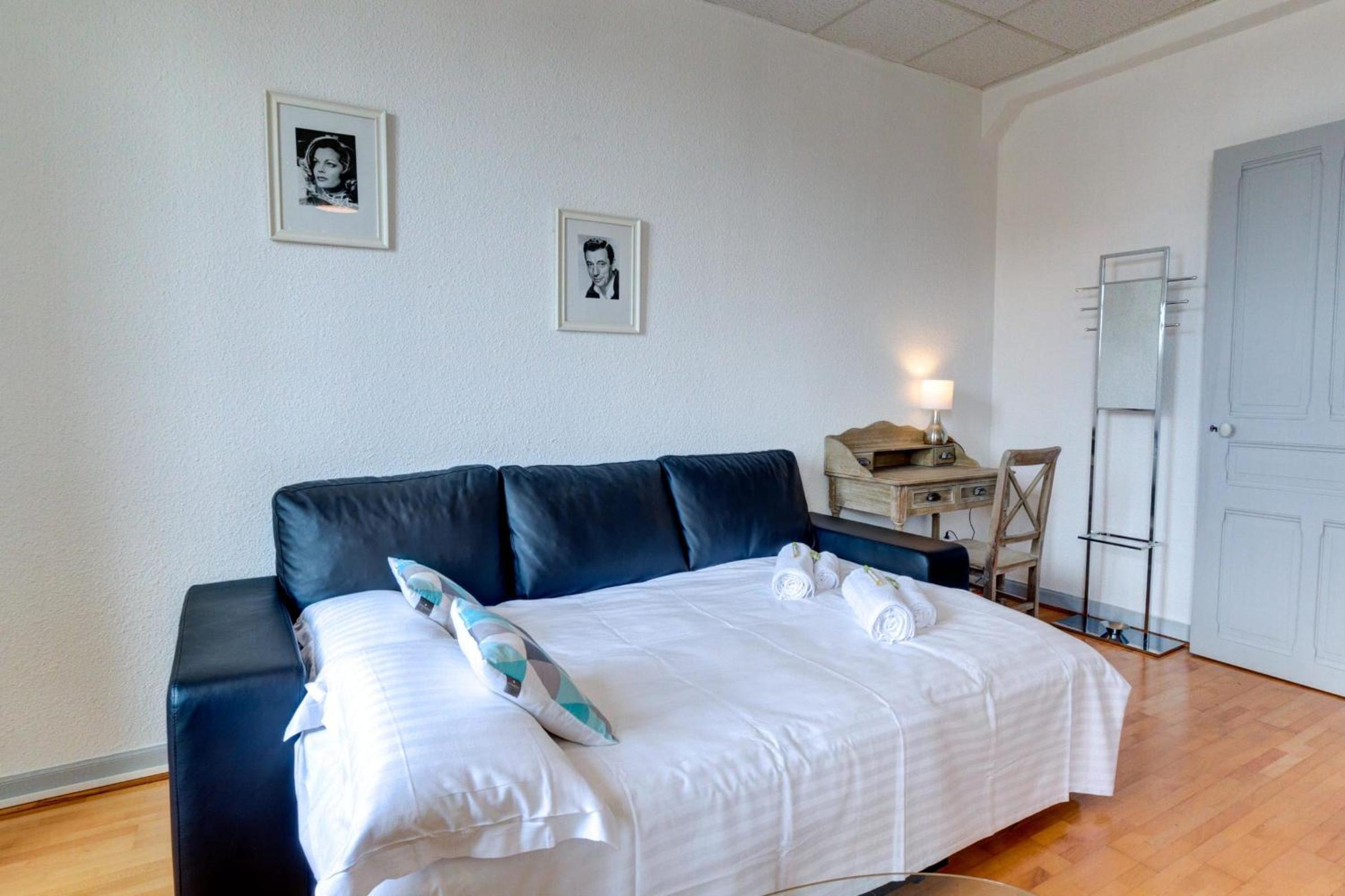 IMMOGROOM - Charming apartment - City Center - Wifi - AC photo 4