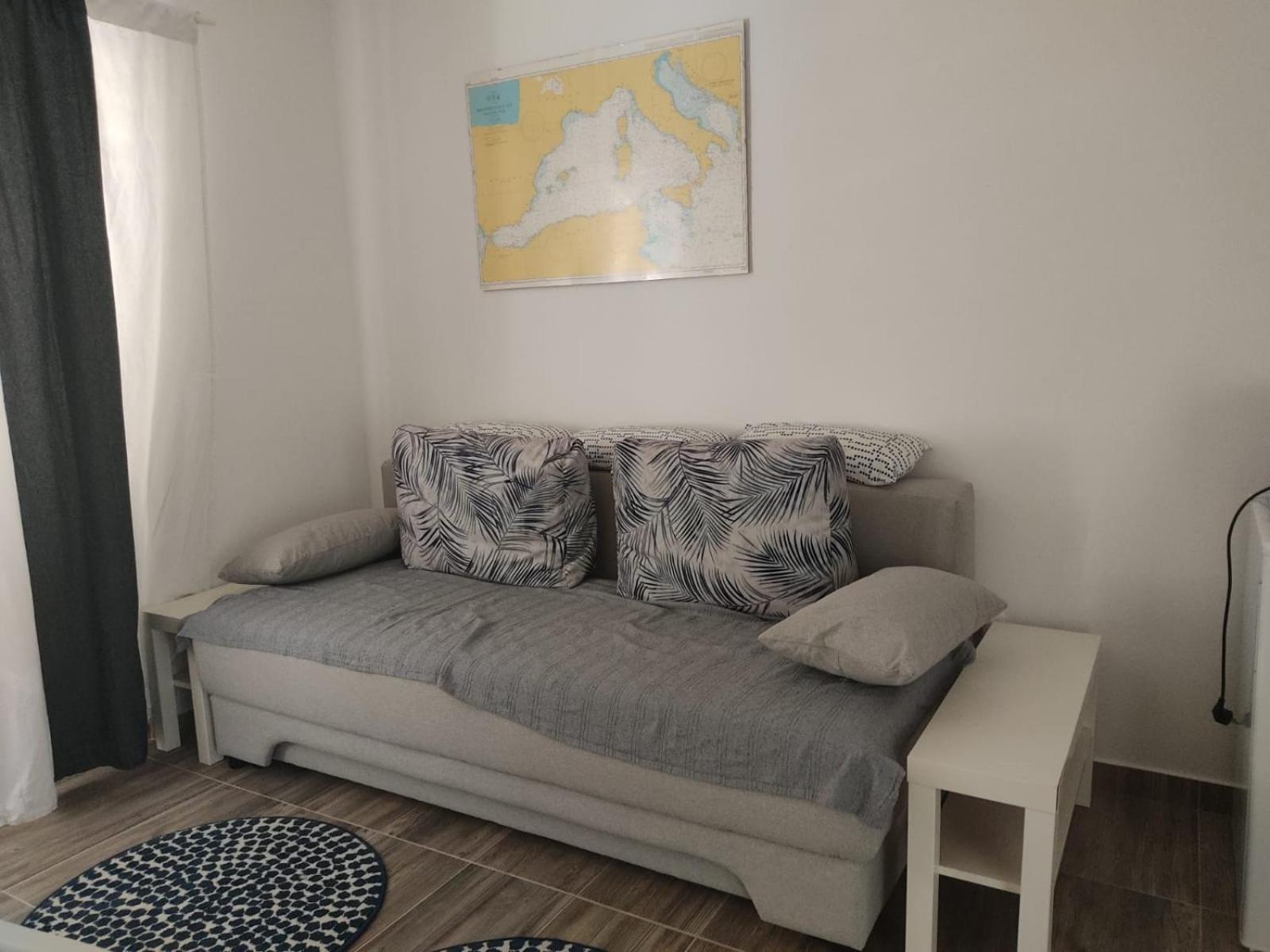 Levant, cosy and modern apartment in Novalja center