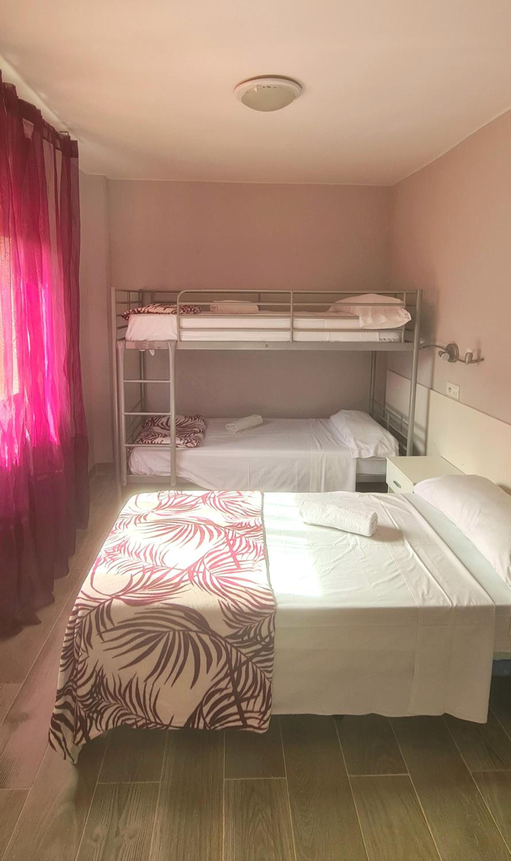 Hostal La Cabaña