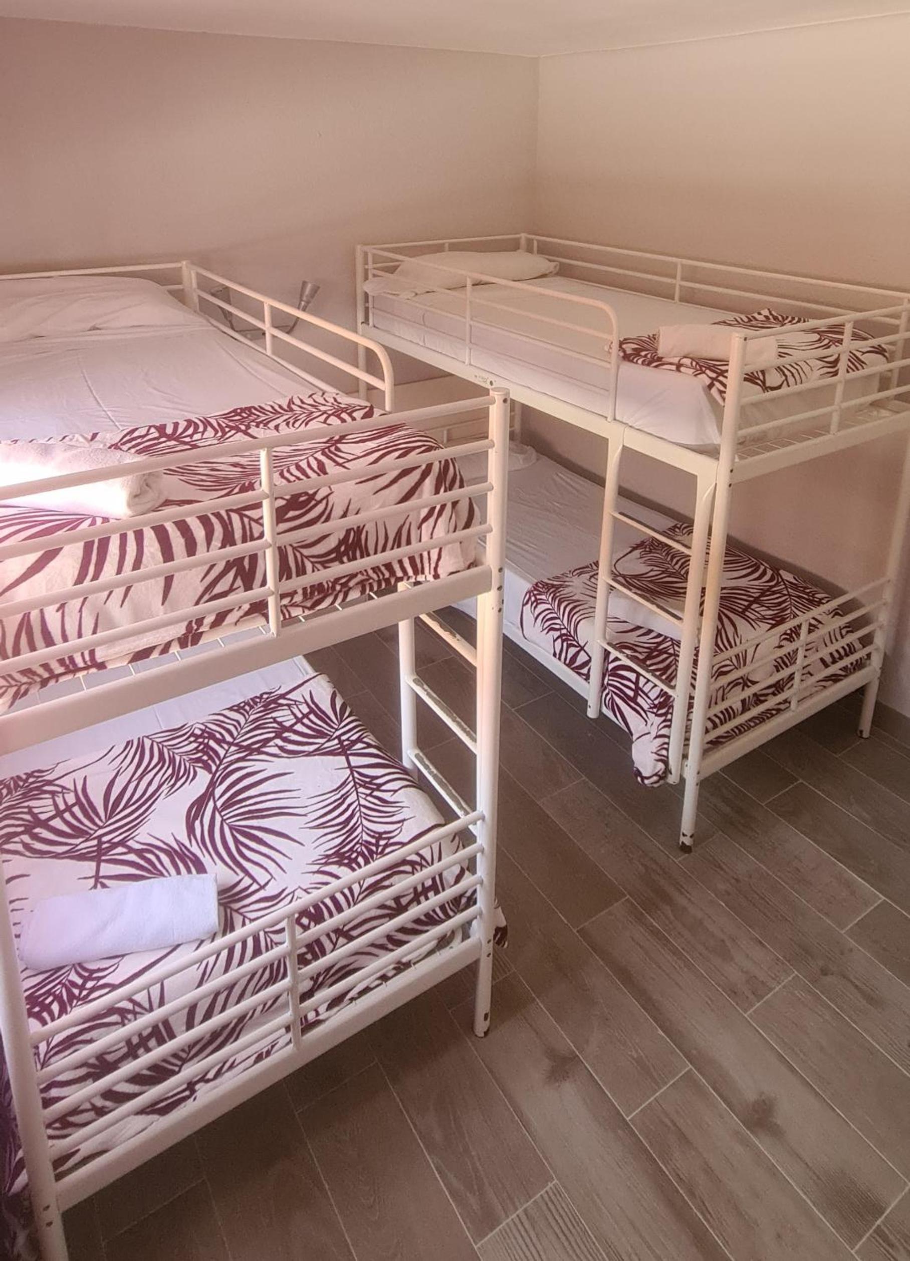 Hostal La Cabaña