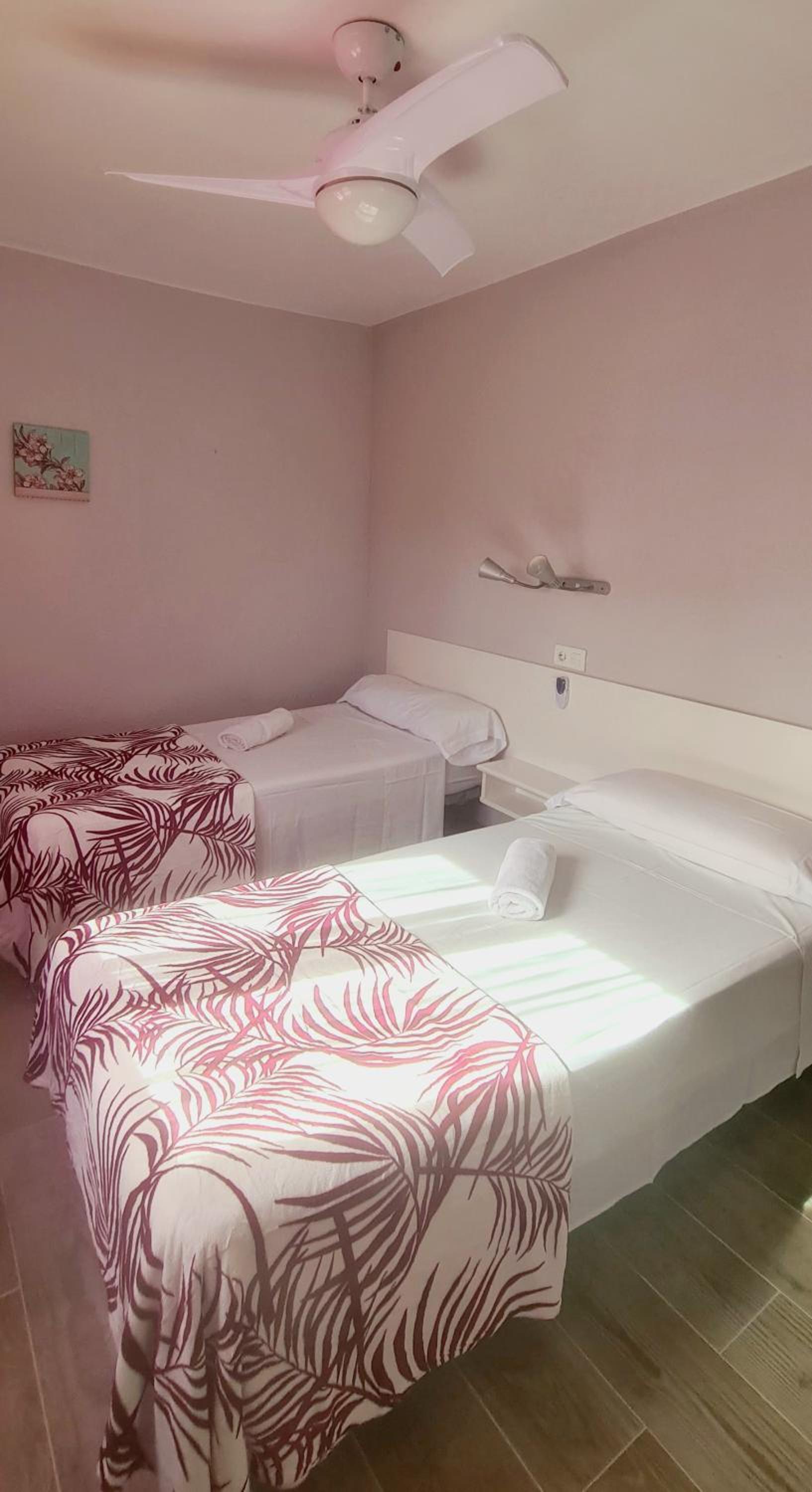Hostal La Cabaña