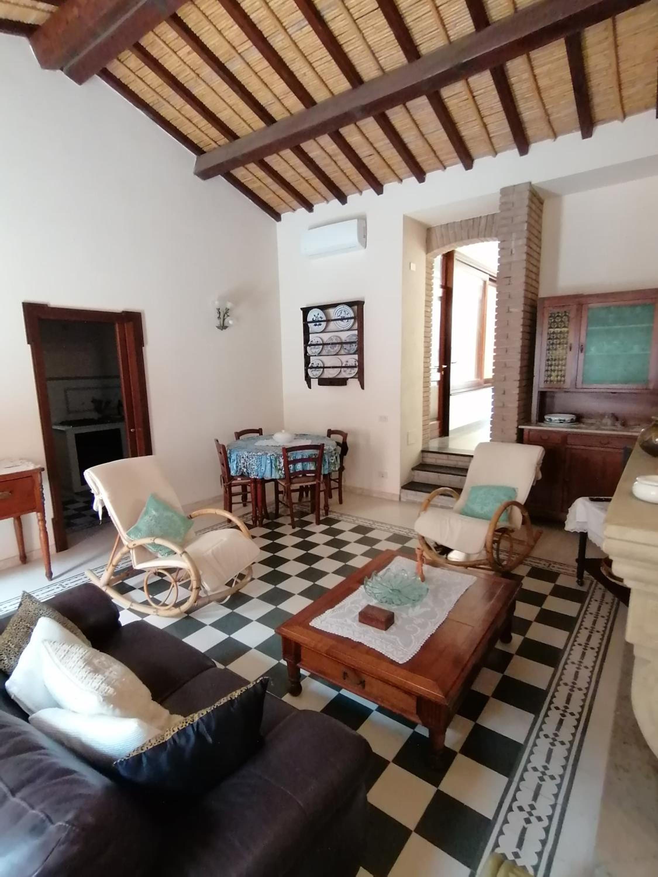 Casa Anna - Villetta indipendente in tipico stile sardo IUN Q5687