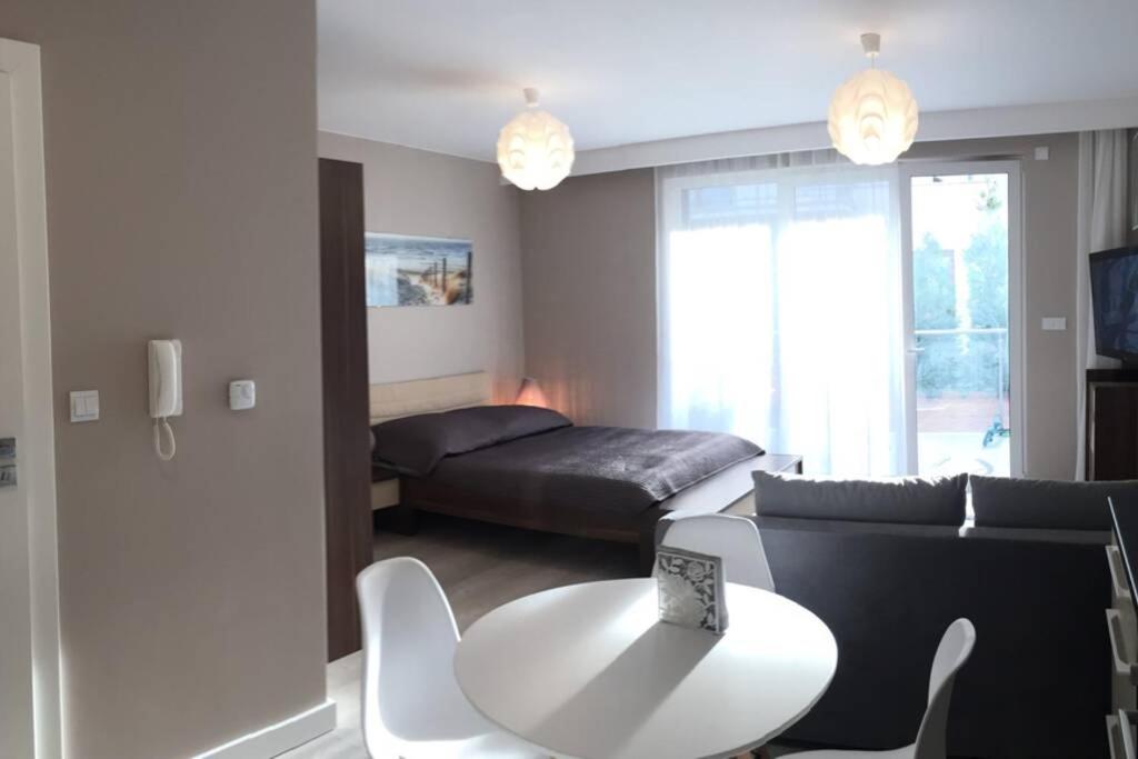 Hotel Apartament Przy Plazy Rewal - 1st Line Apartment