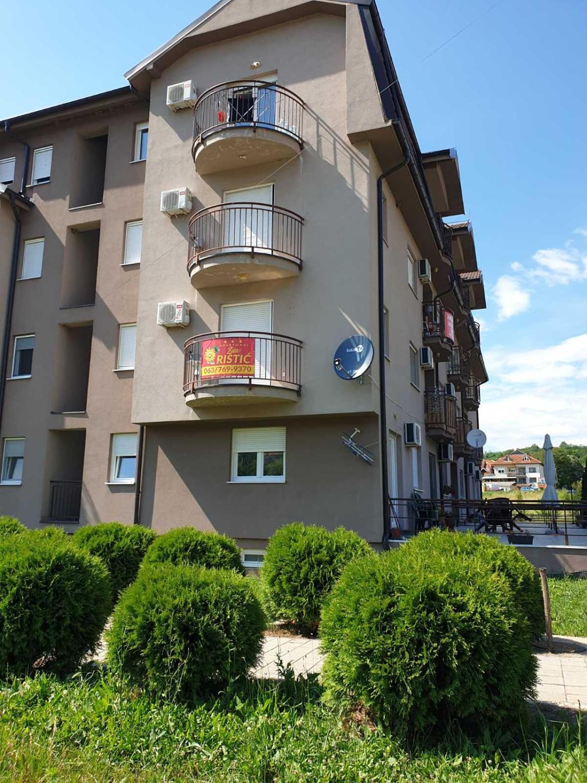 Lux Apartment Ristić 2 view 3