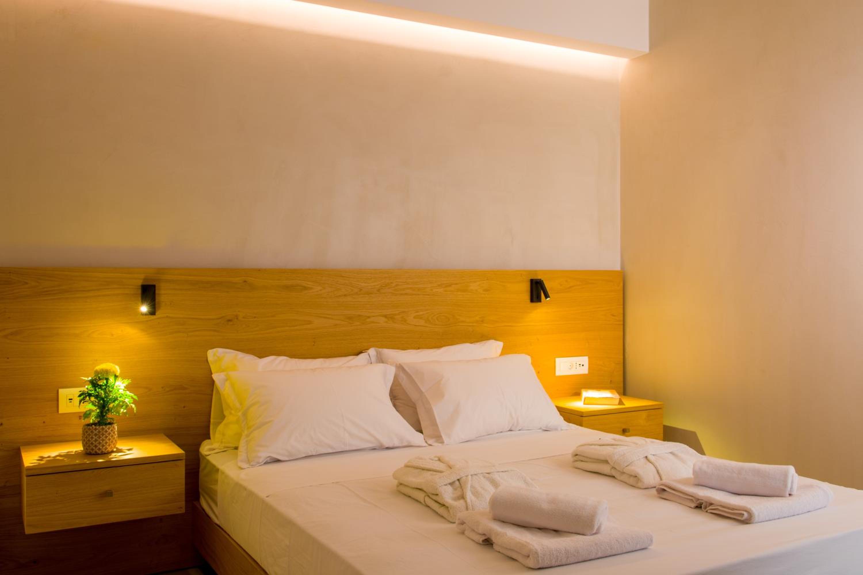 Pakio Luxury Villa : Private Cretan Holidays view 5