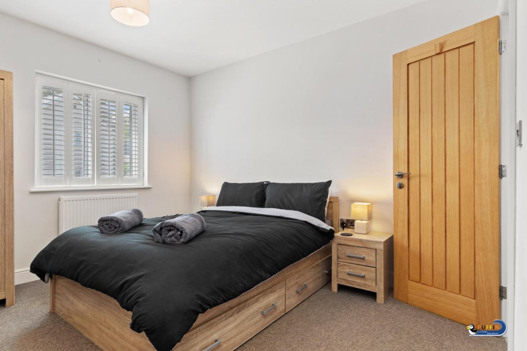 Park Gardens - Lovely Cottage, Parking, Central Location