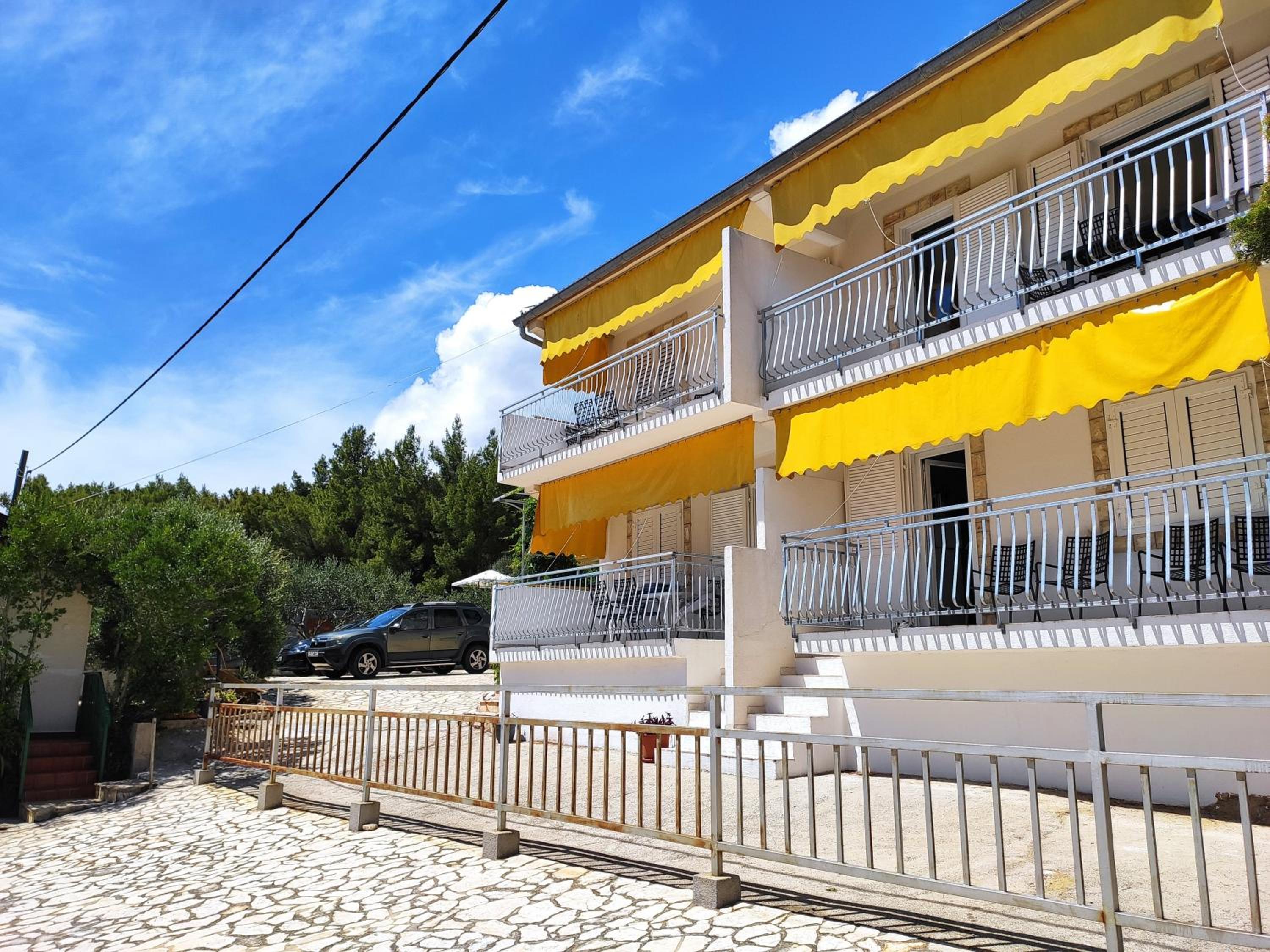 Apartments Dunja Hvar view 3