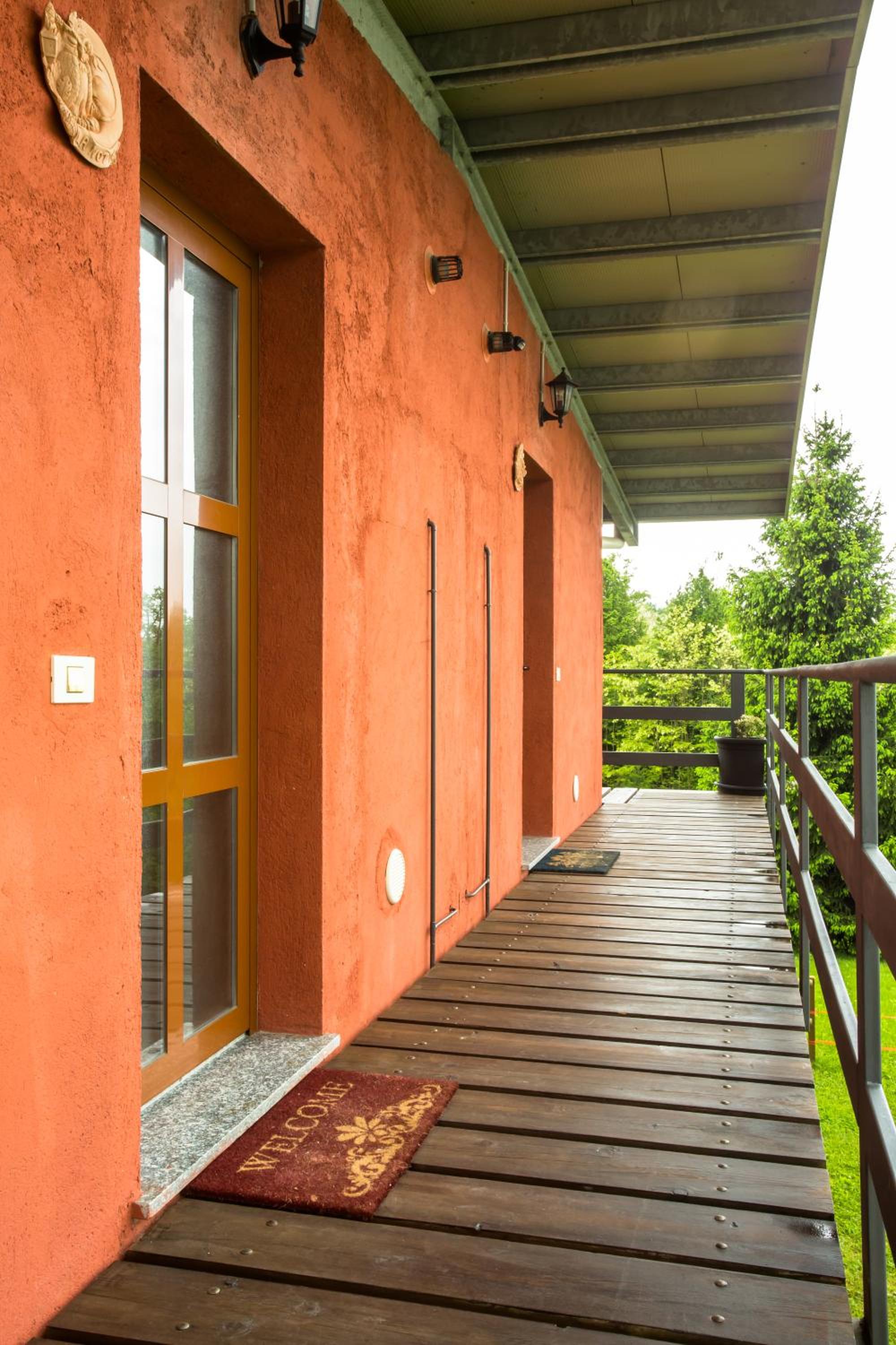 Photo 34