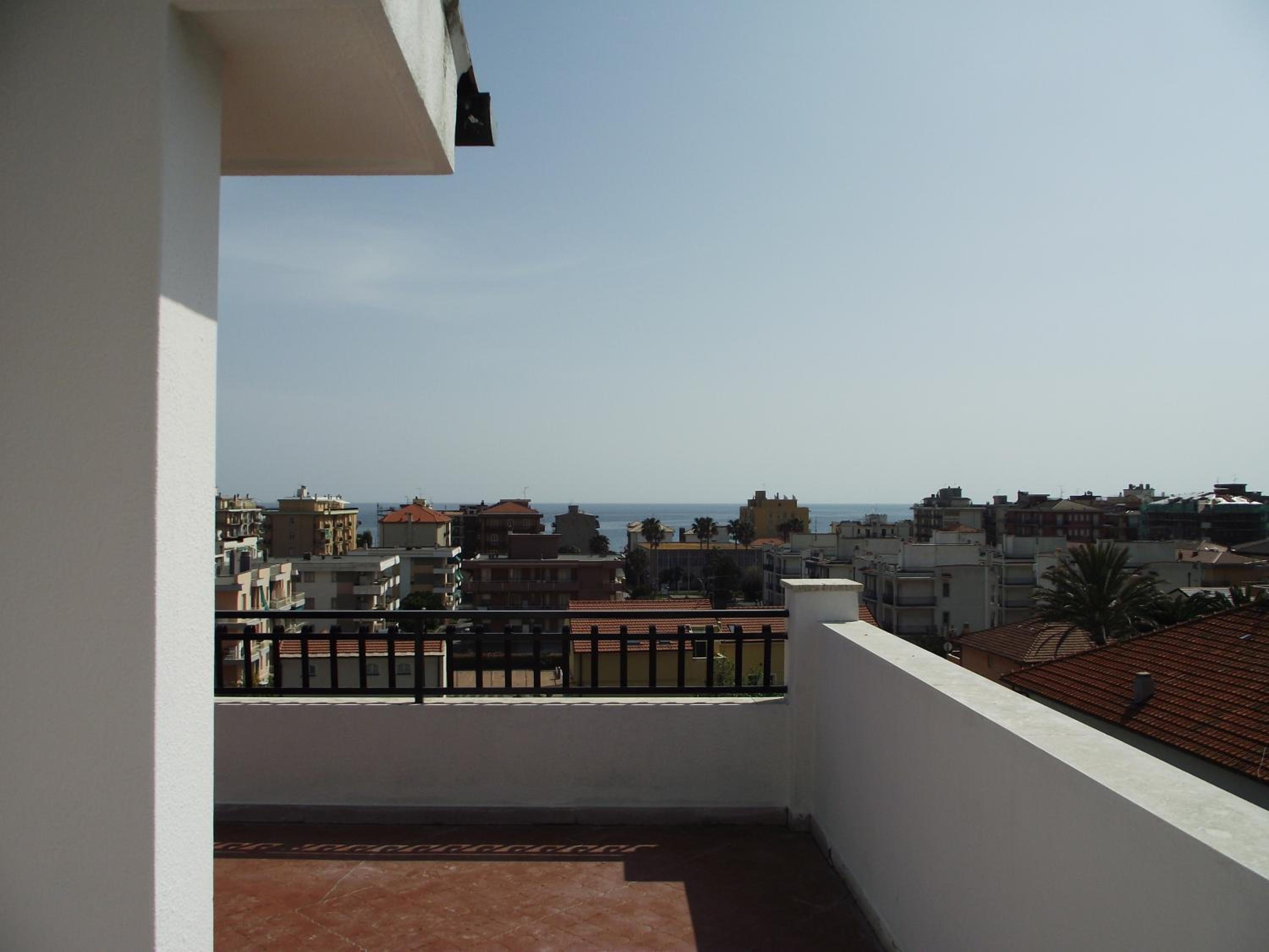 Riviera Apartments