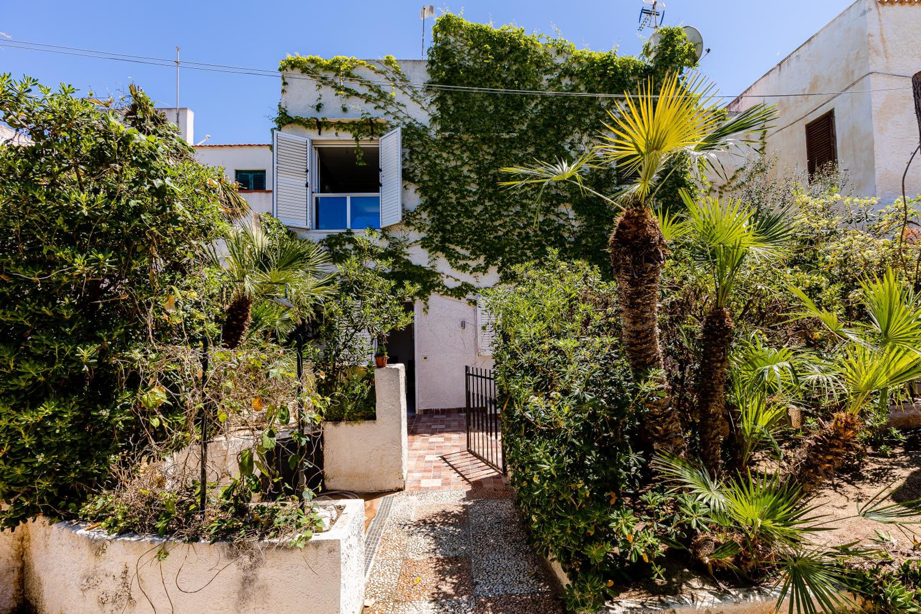 Domus Sicily - Helios Sea House photo 4