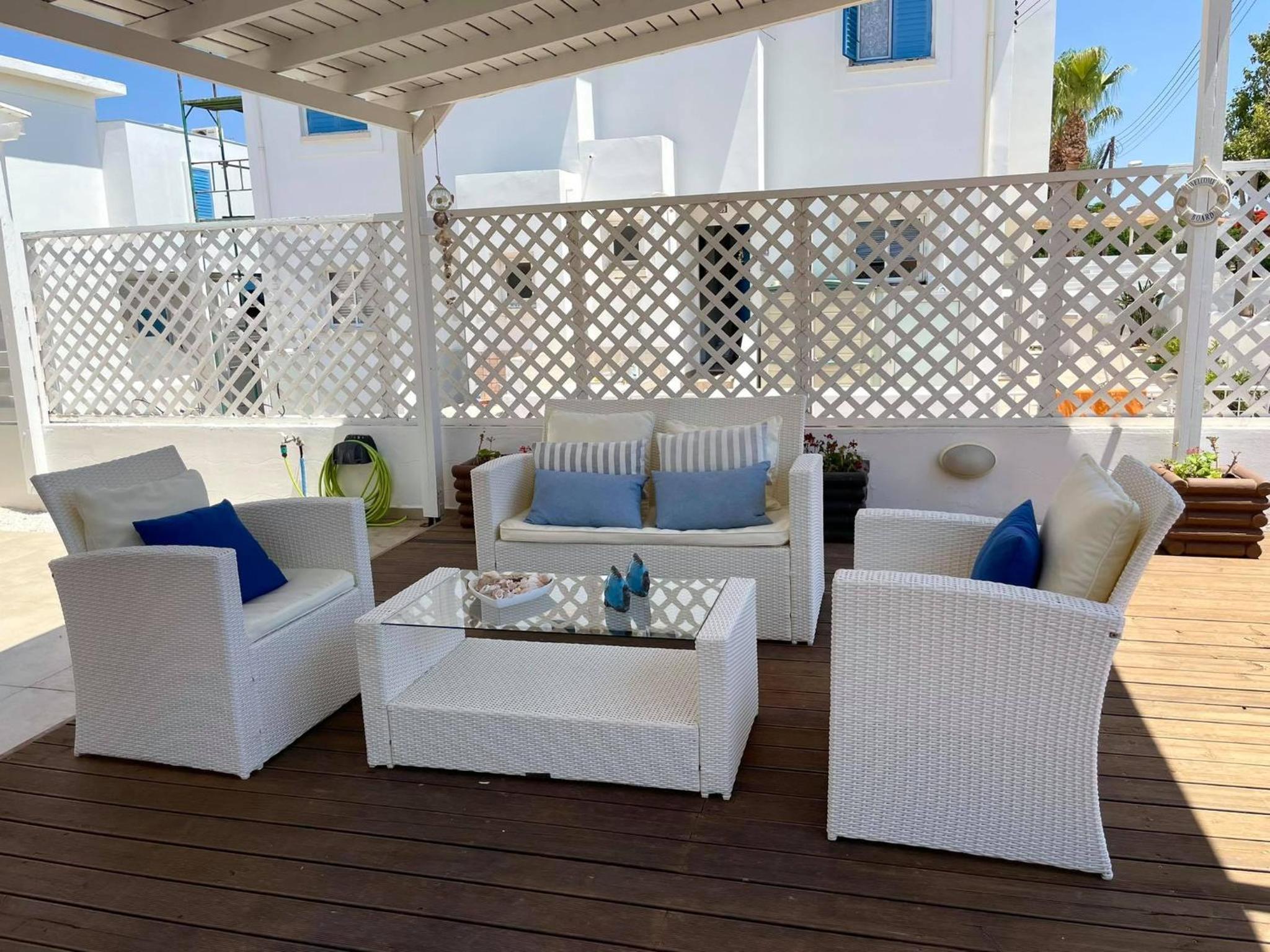 Villa Sirena Blue