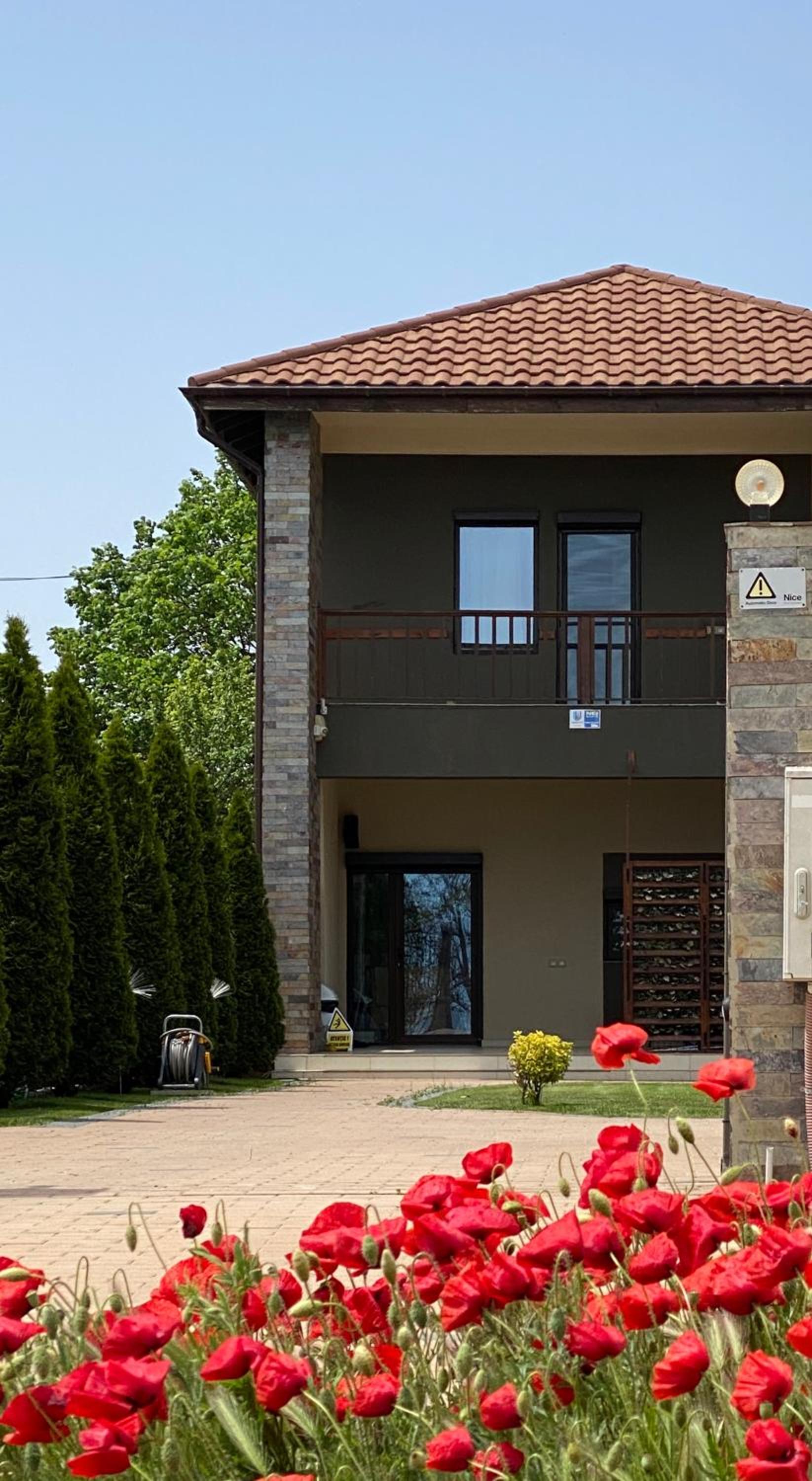 Casa Laur 2 Mai