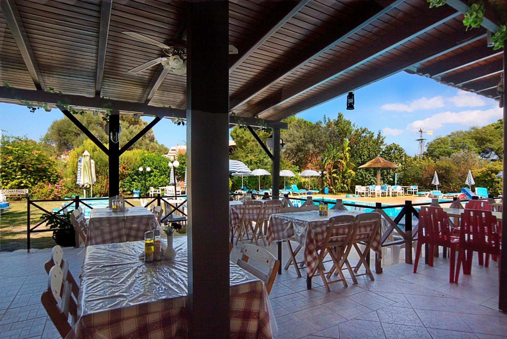 Kassandra Hotel