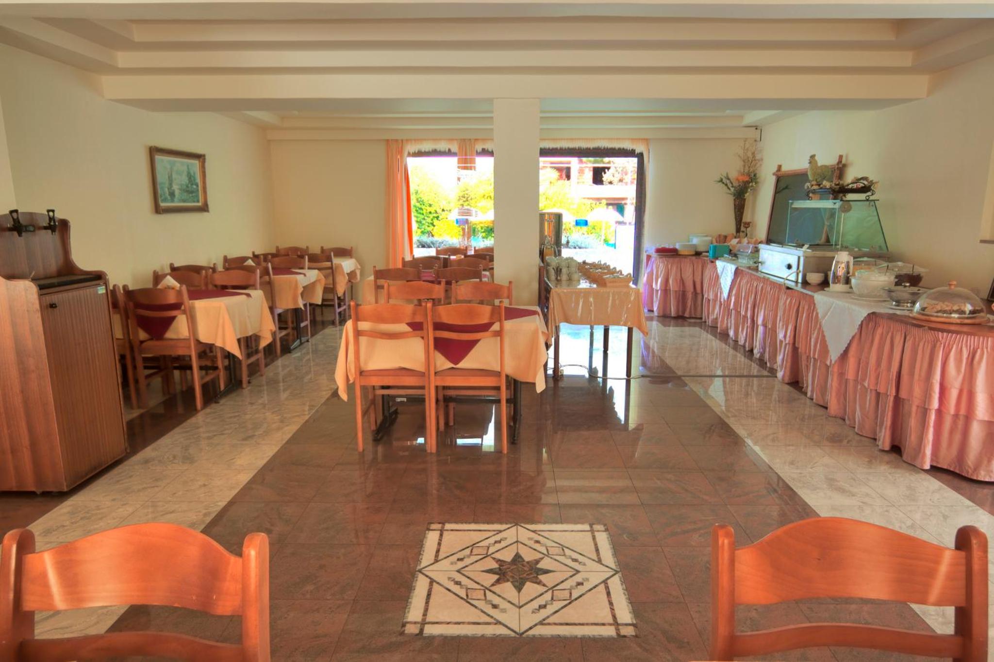 Kassandra Hotel