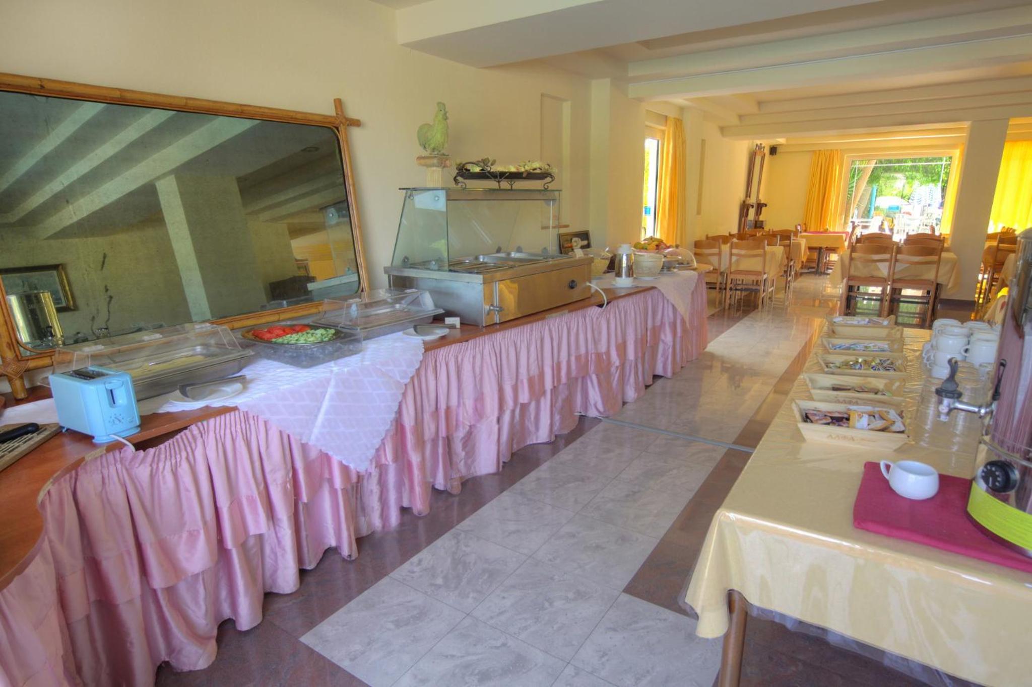 Kassandra Hotel