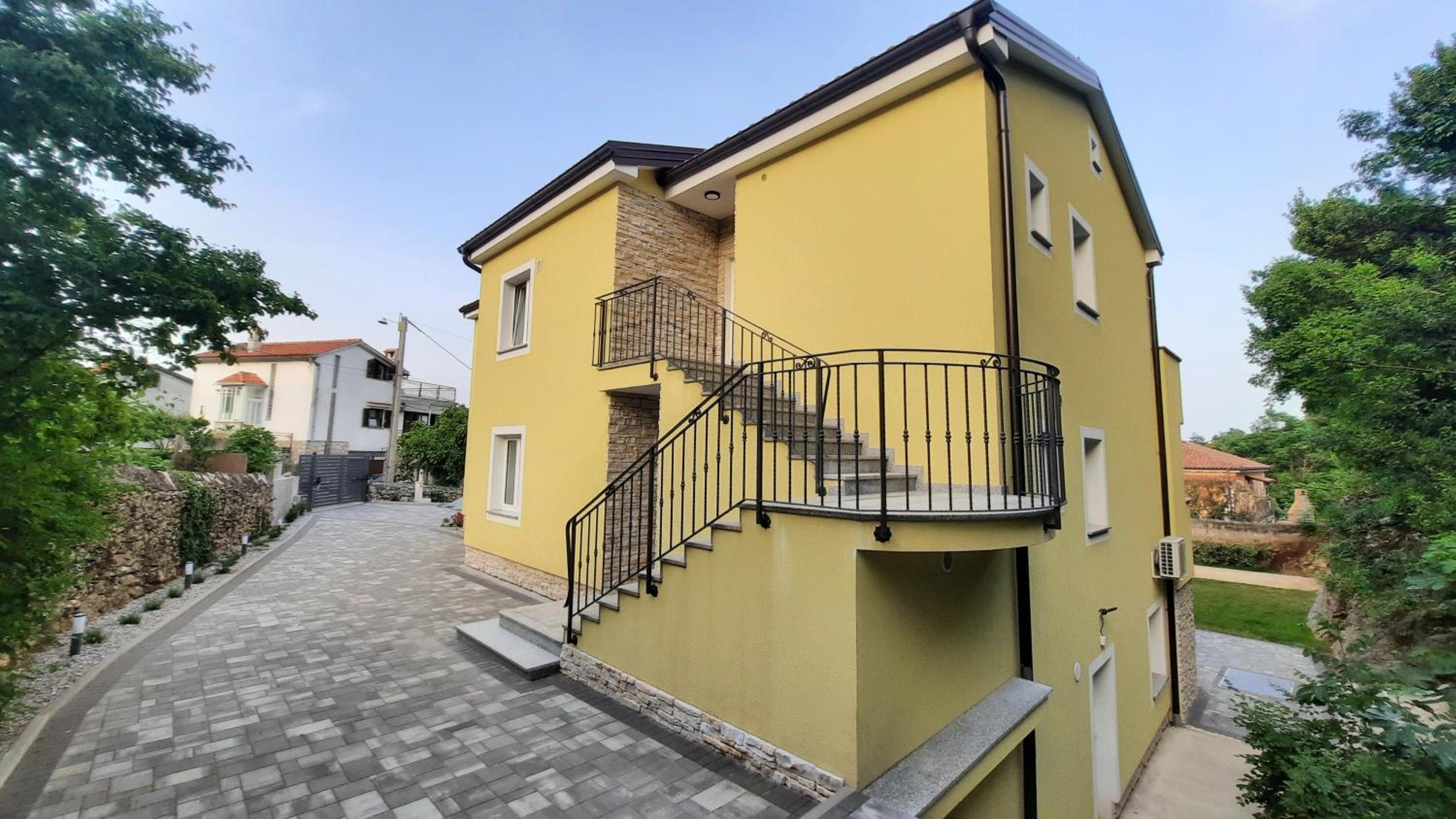 Apartman Ela view 3