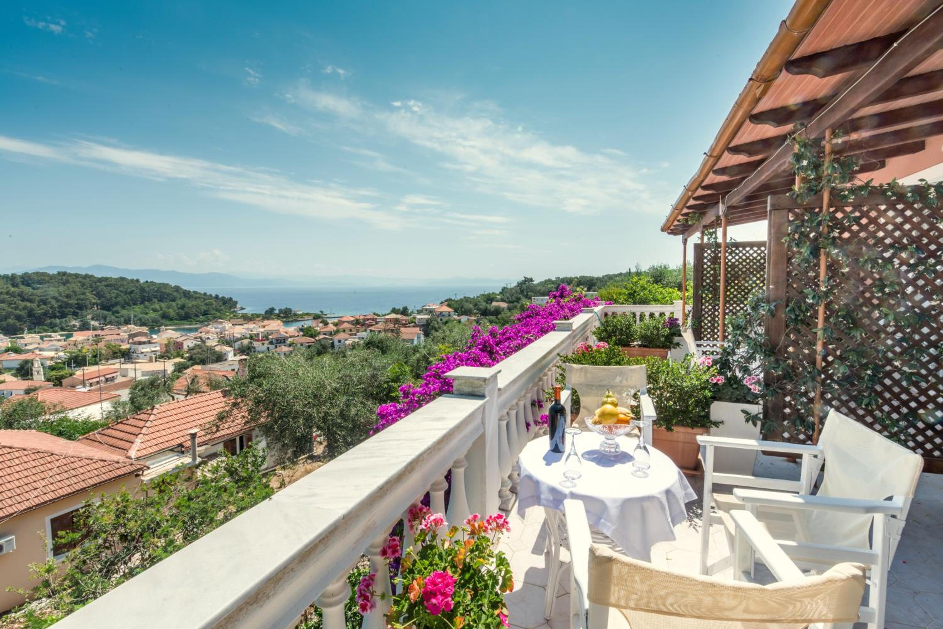 Niko's Studio Apartments with terrace photo 2