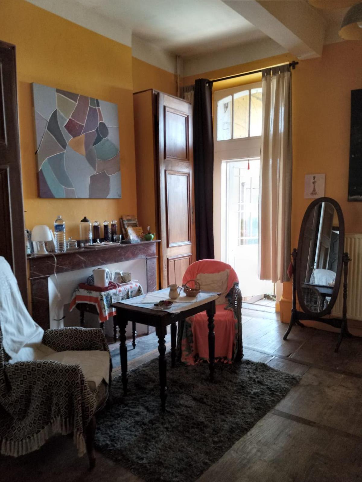 Photo 19
