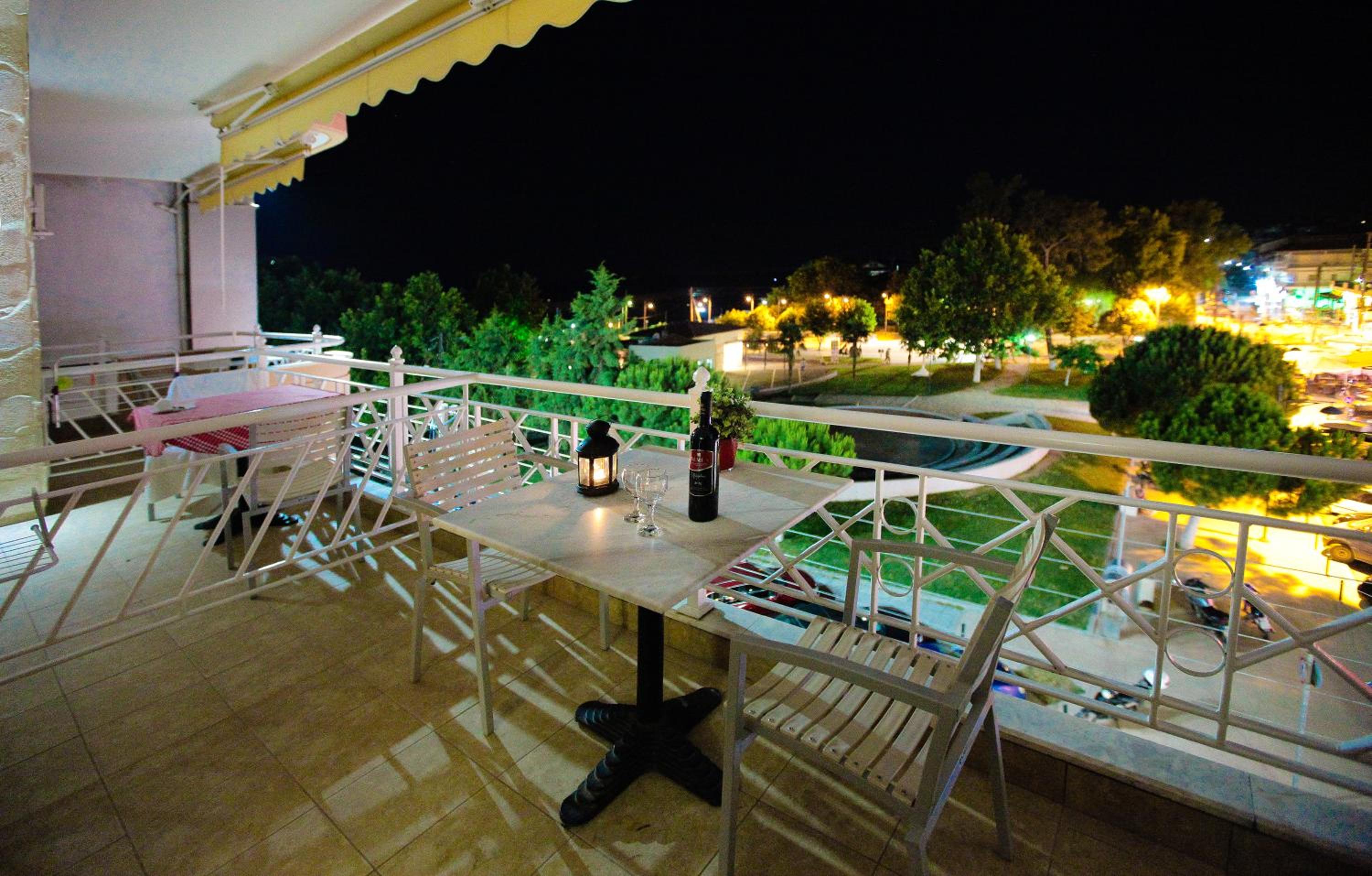 Balcony & Terrace