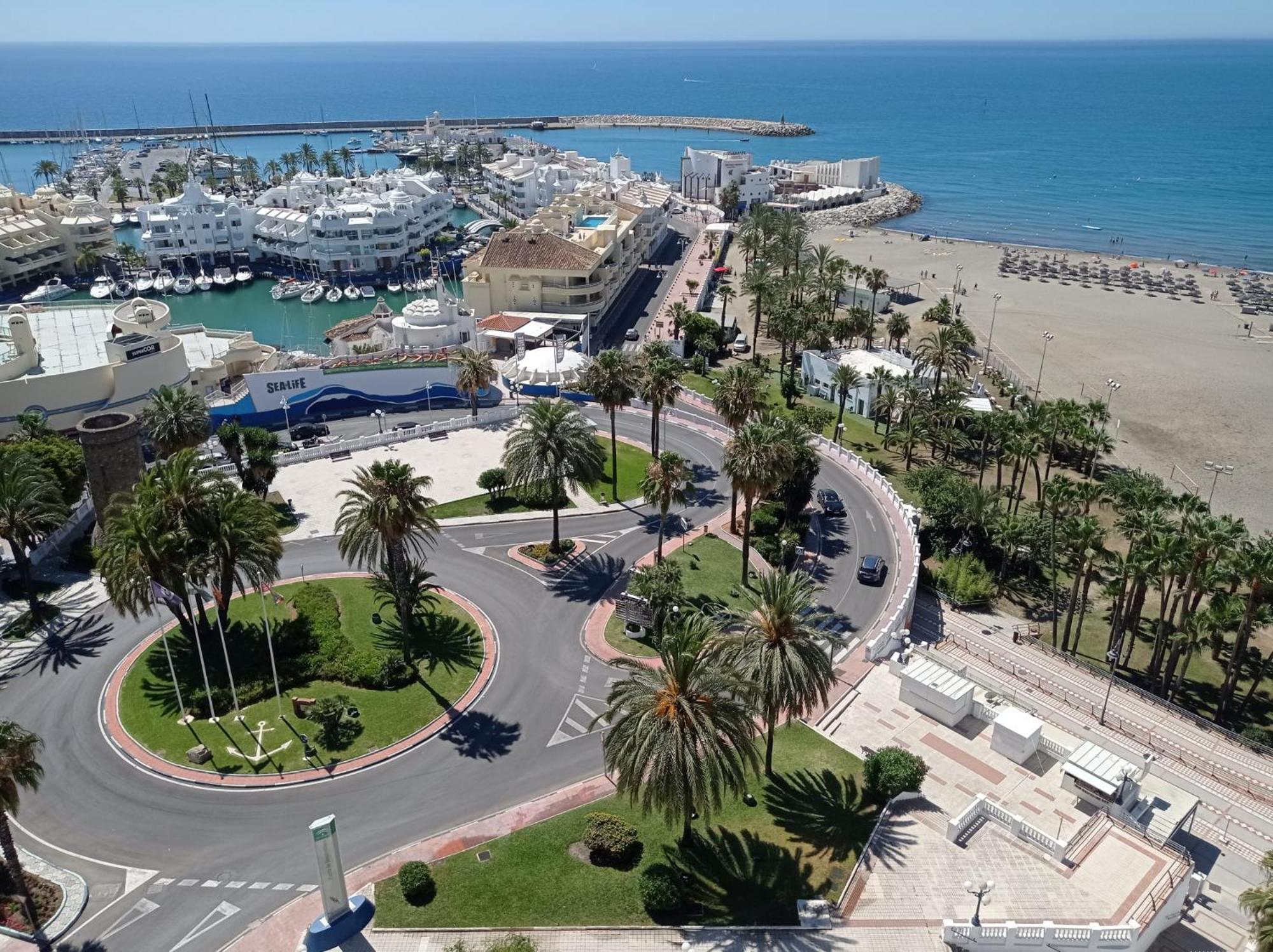 ESTUDIO PUERTO MARINA view 3