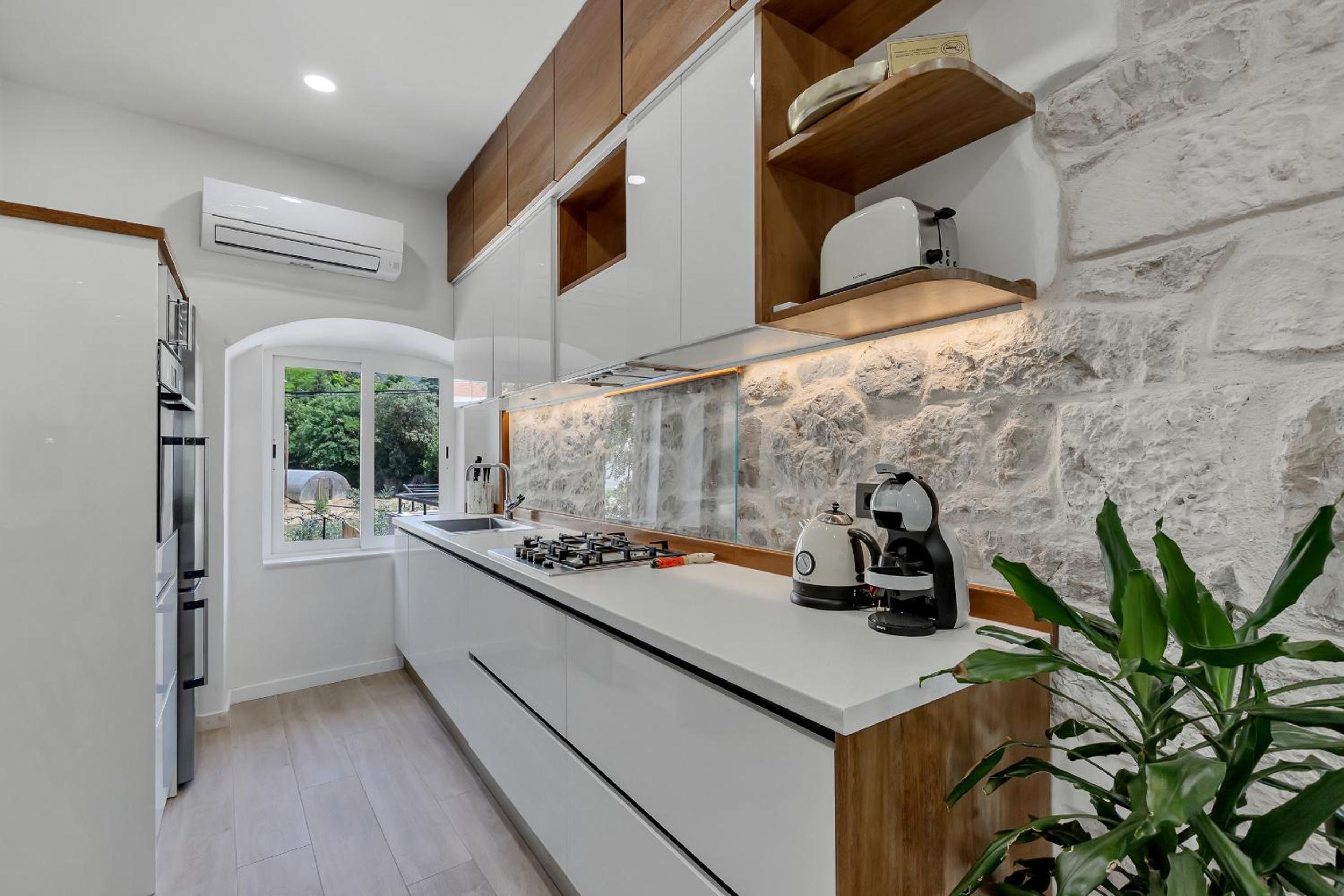 Marineta Suite view 2