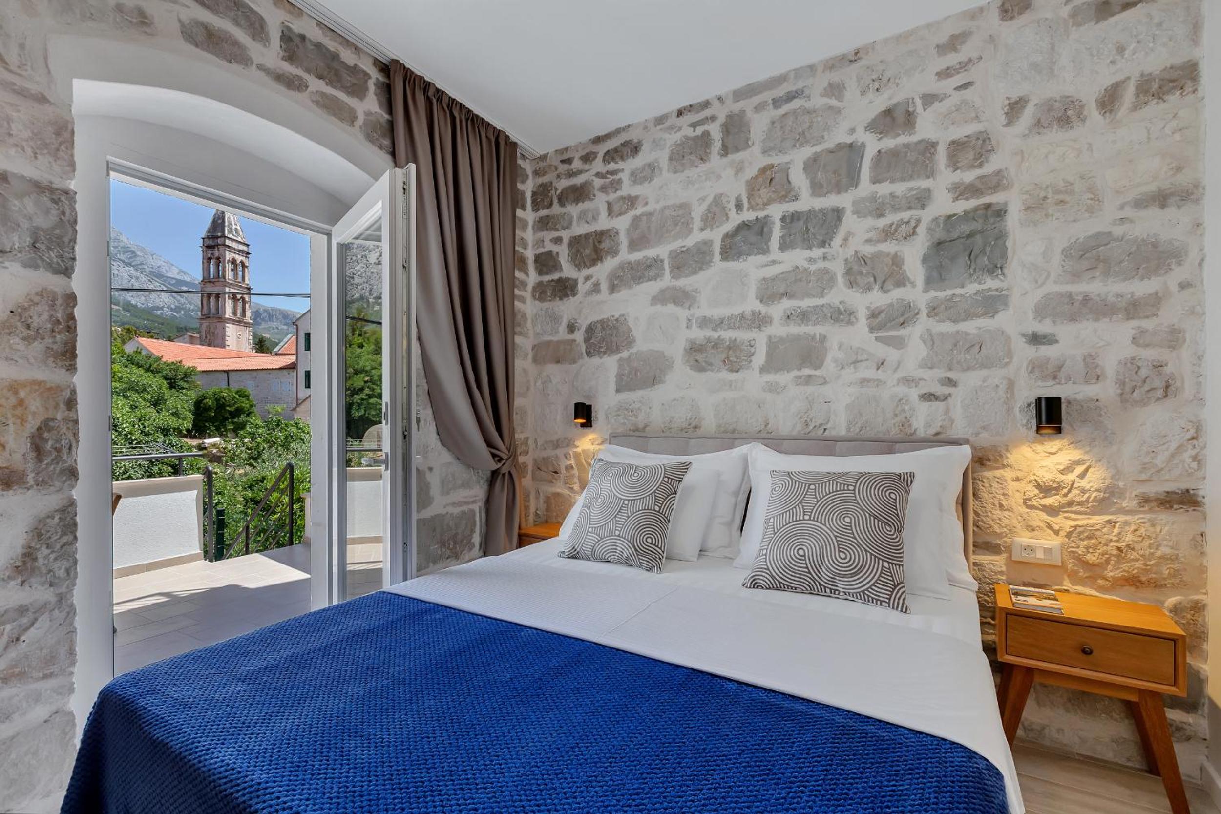 Marineta Suite view 3