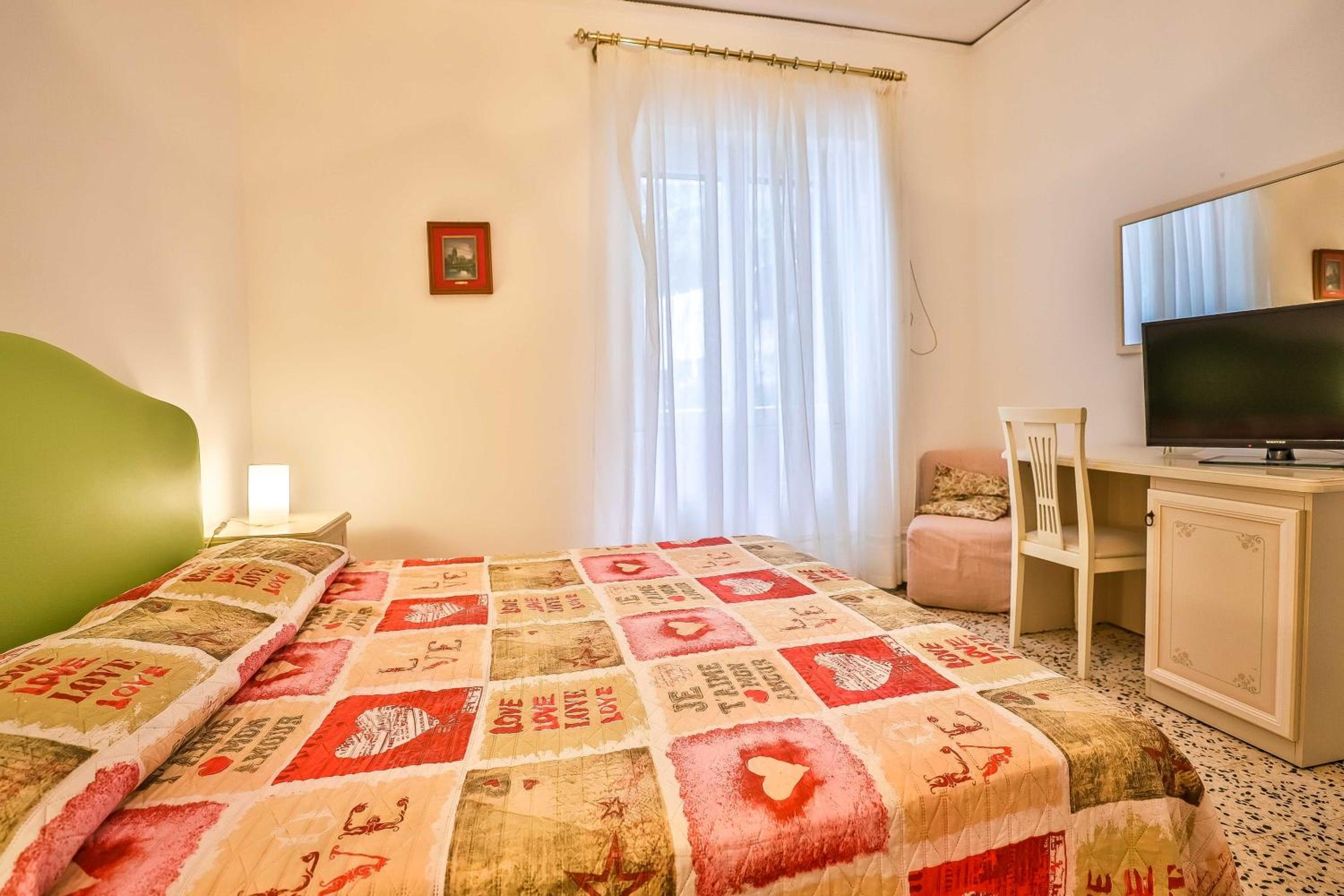 Apartment with 4 bedrooms in Amalfi