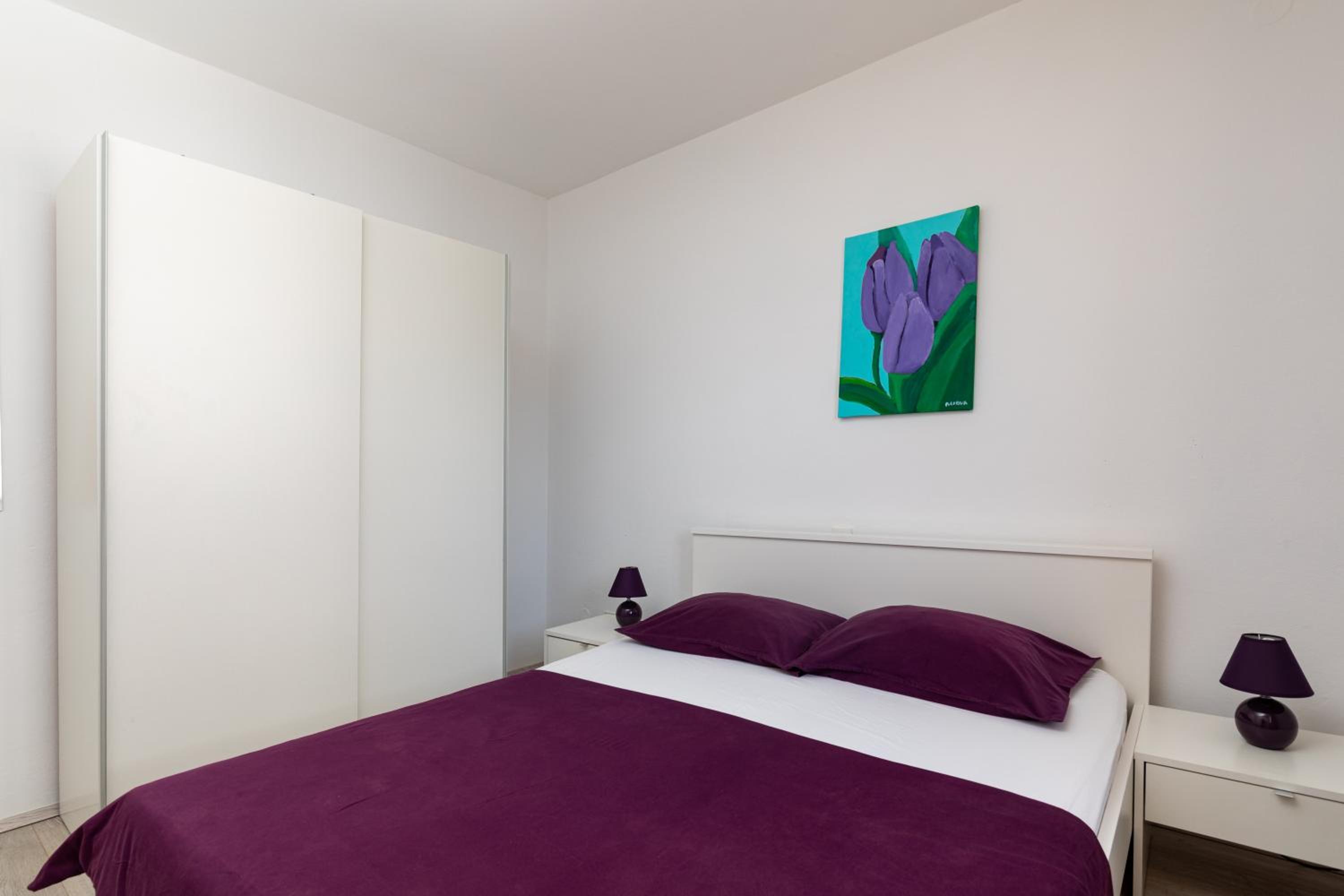 Apartment Mirna