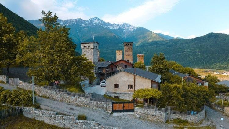 Teo Guesthouse and Camping in Mestia