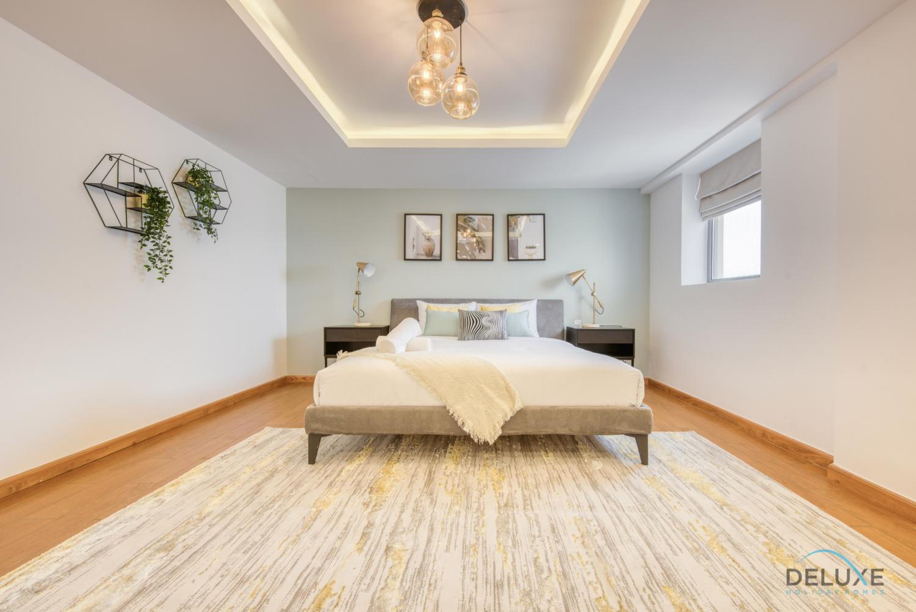 Outstanding 3BR at Sadaf 7 JBR by Deluxe Holiday Homes