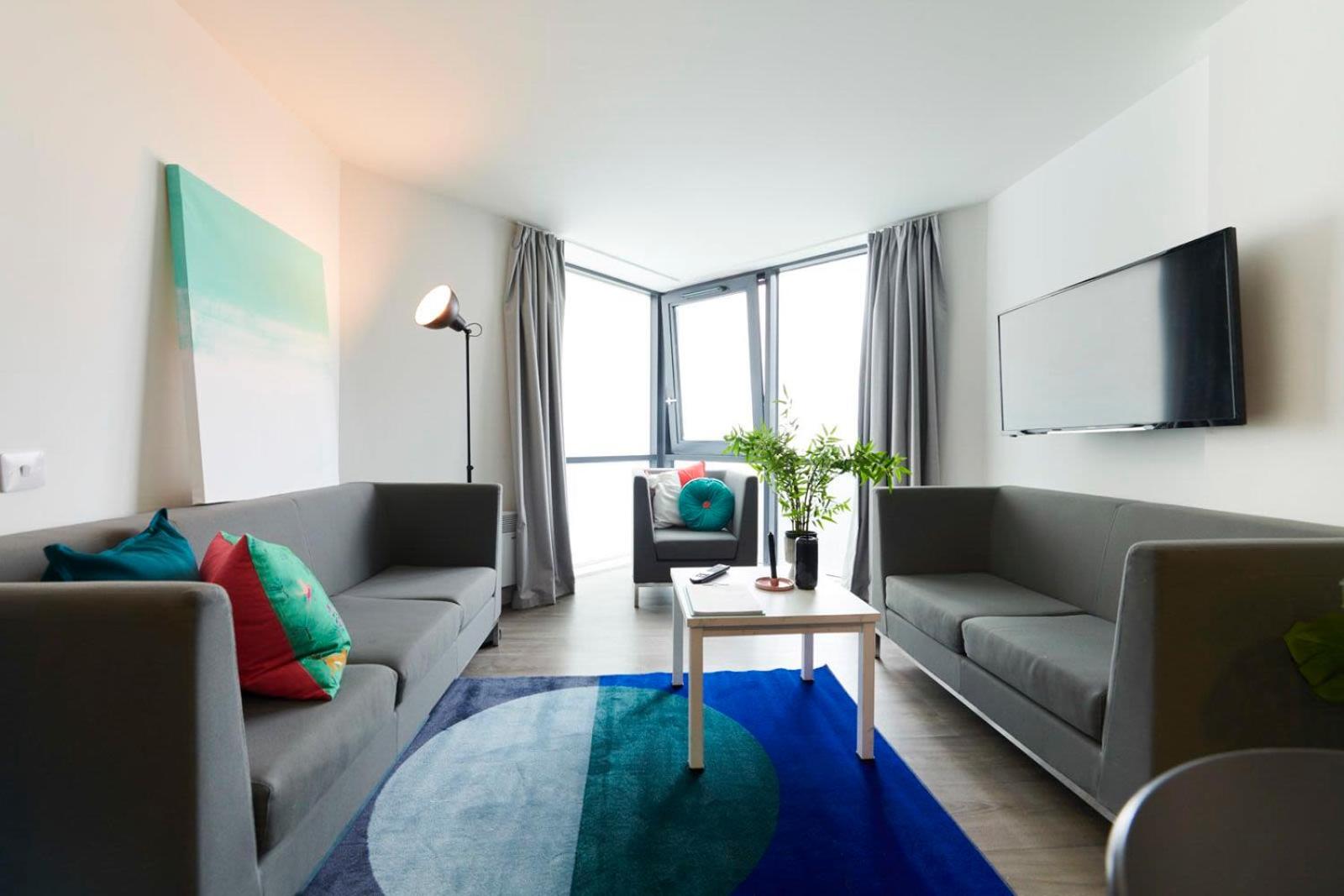 Chic Apartments and Private Bedrooms at Beckett House near Dublin City Centre