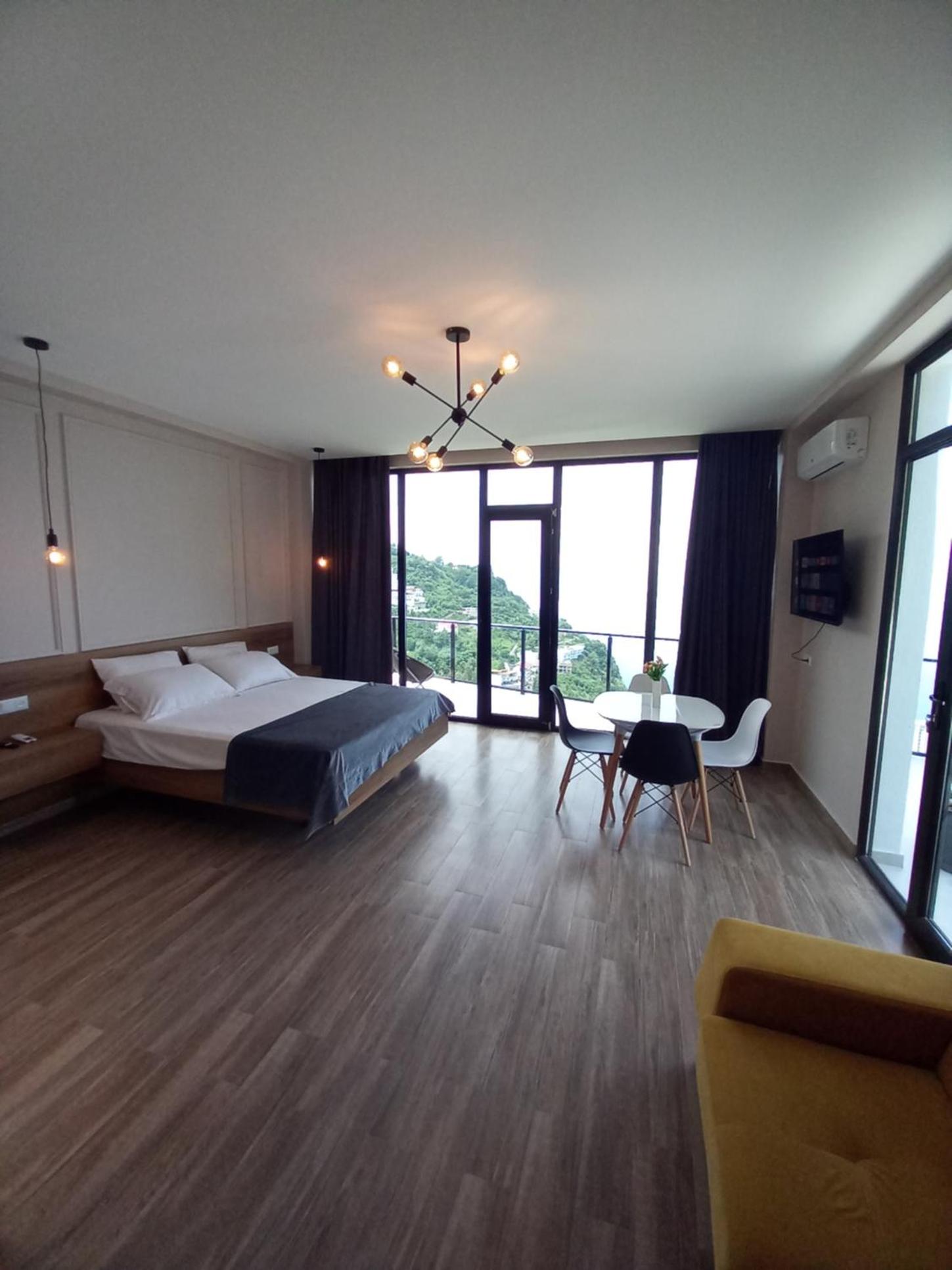 Villa Deluxe Kvariati