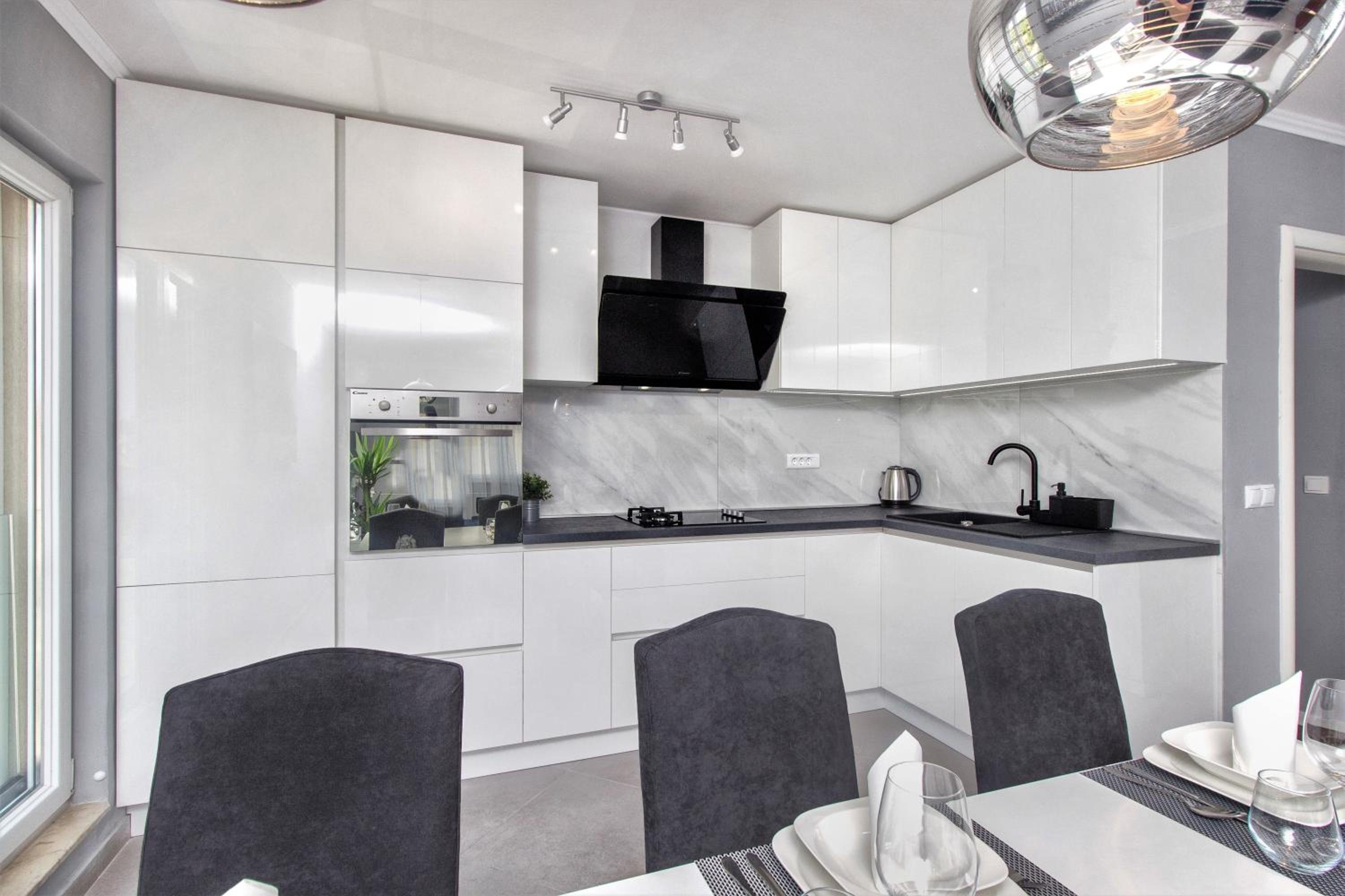 Silver Lux Suite - NEW