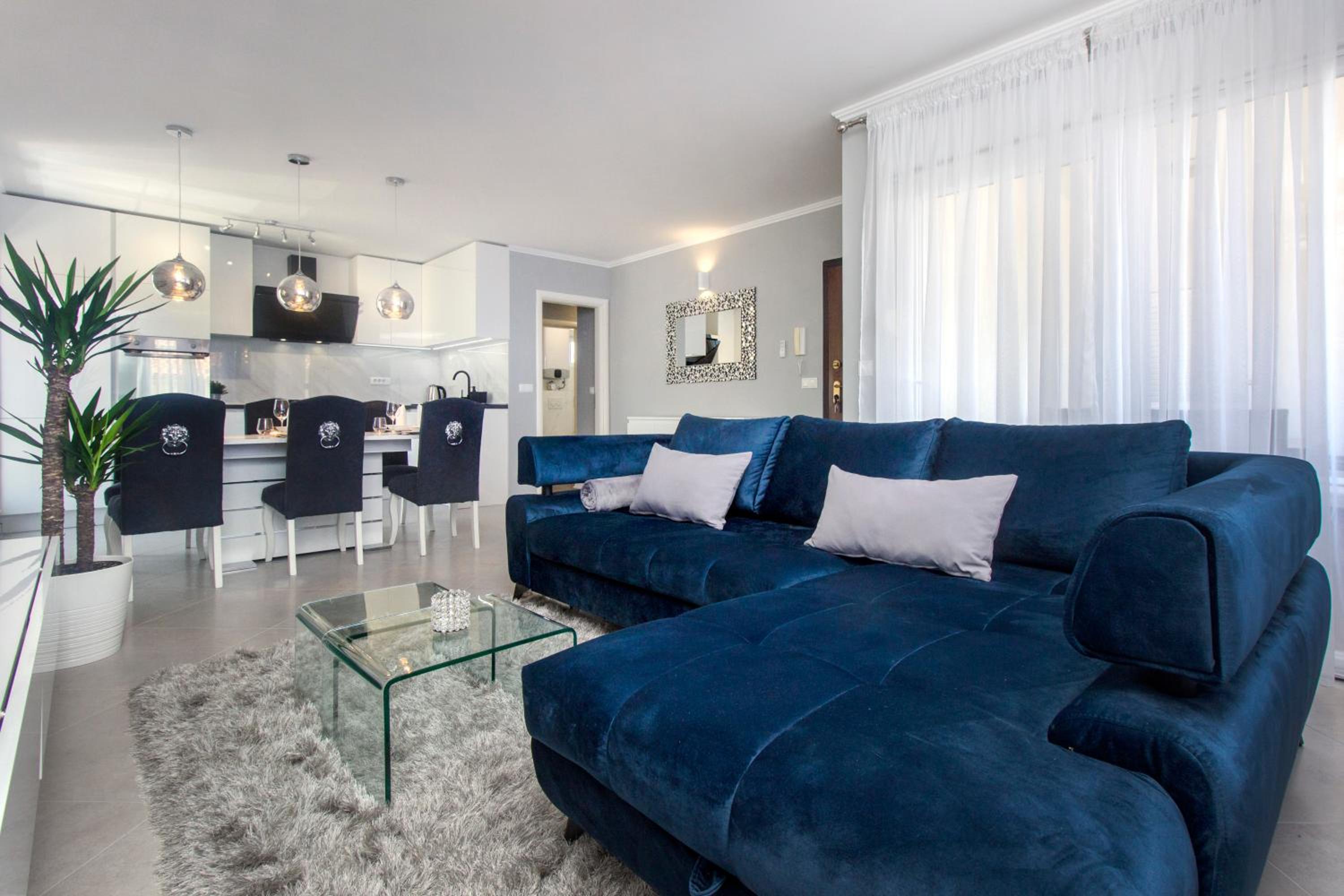 Silver Lux Suite - NEW