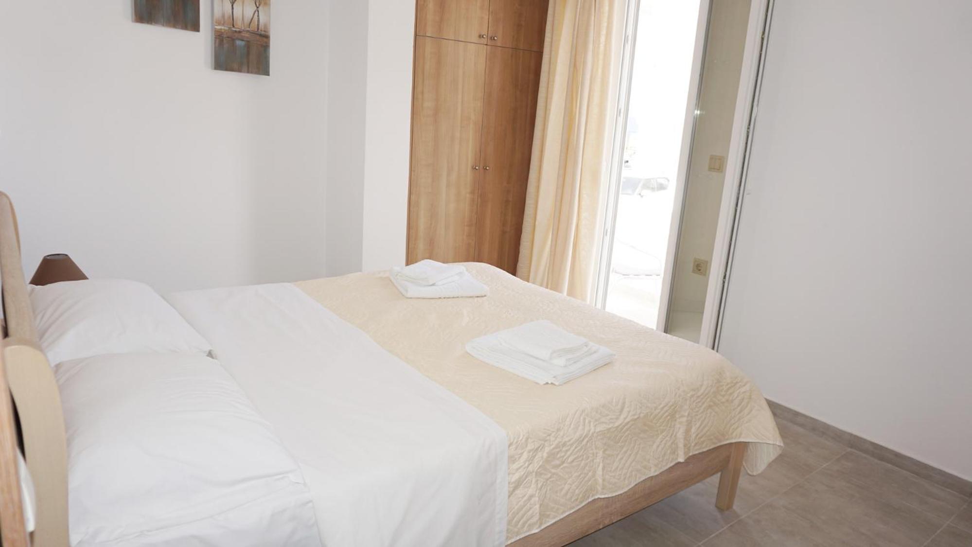 Seafront Apartment Kalamaki