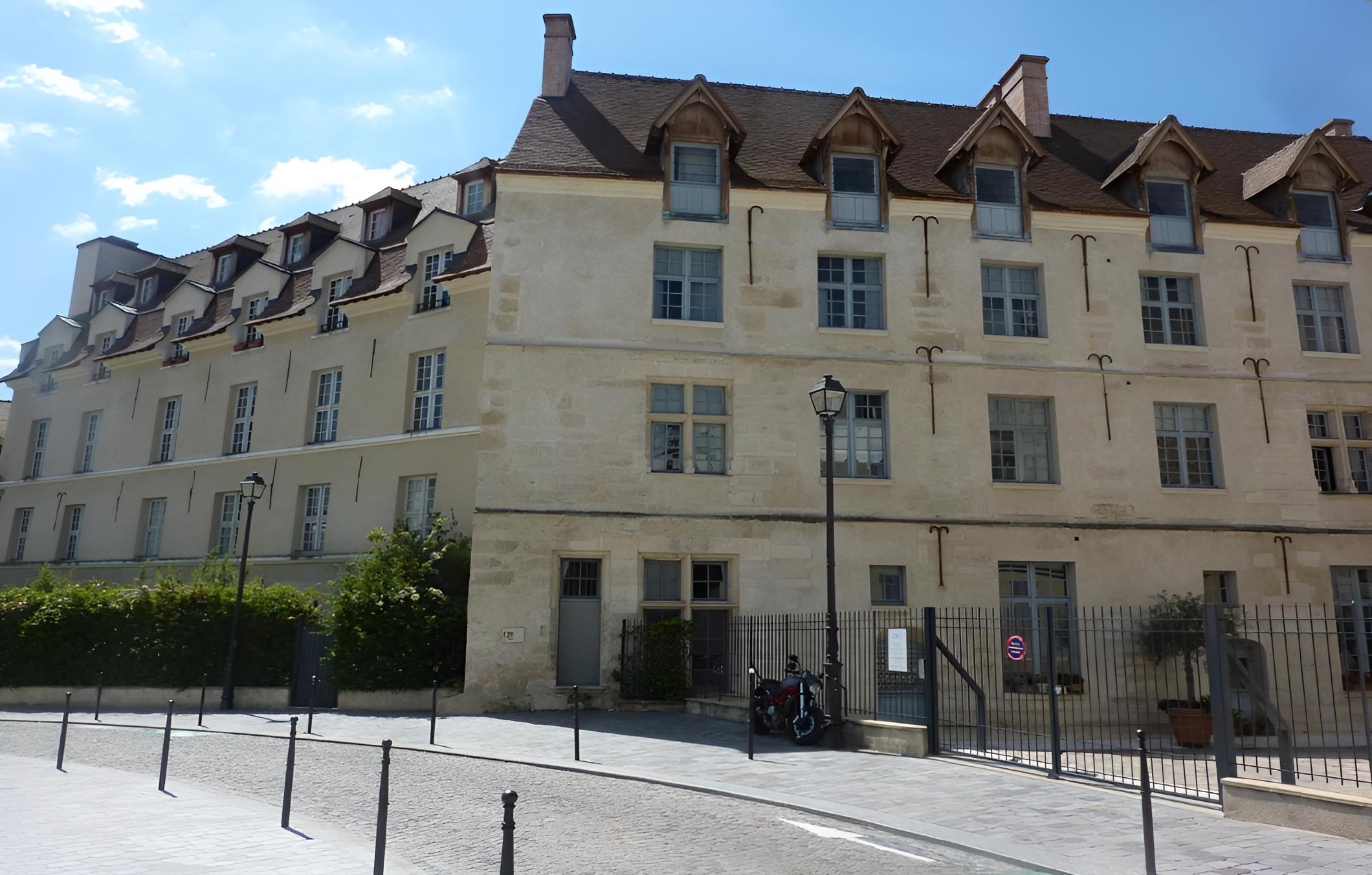 Hôtel Henriette 1