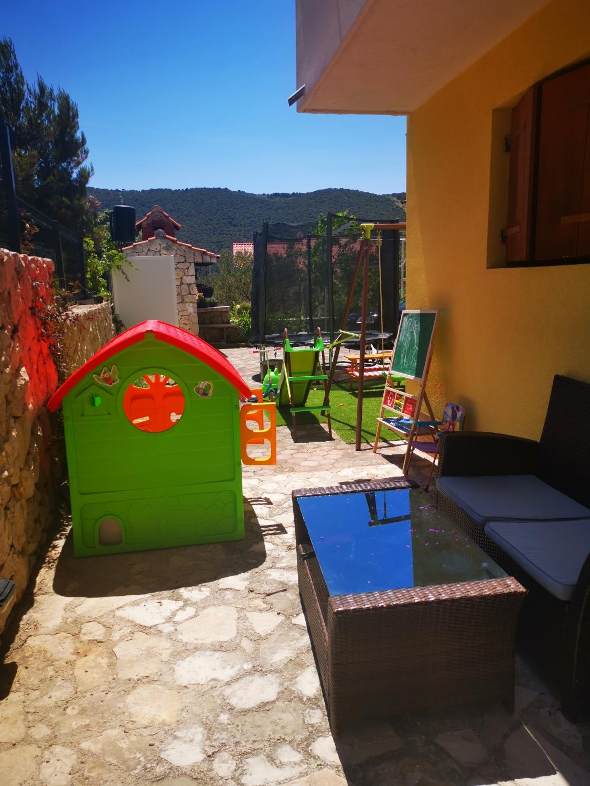 Apartmani "Mary"