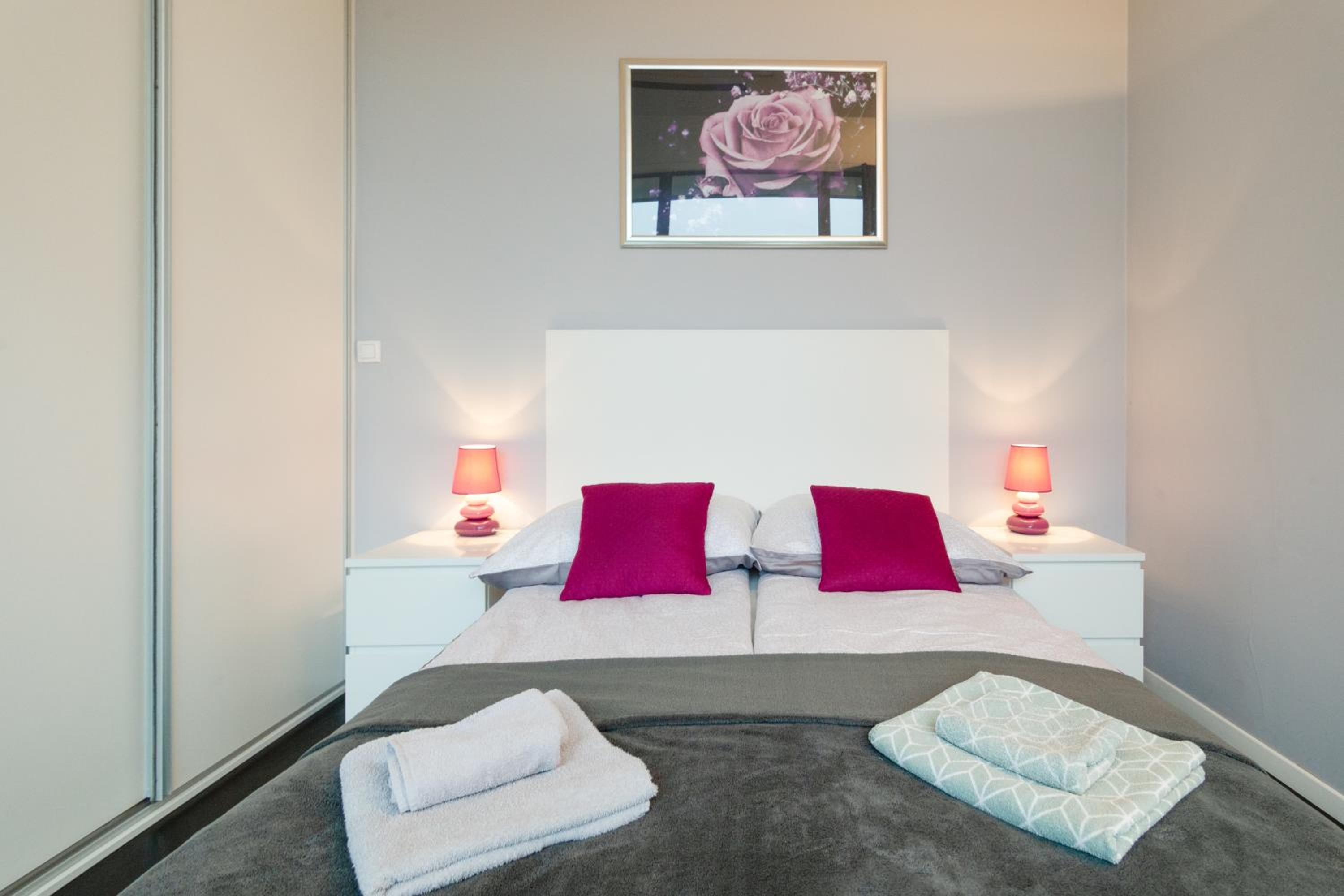 Secret charm fully equipped Apt with balcony