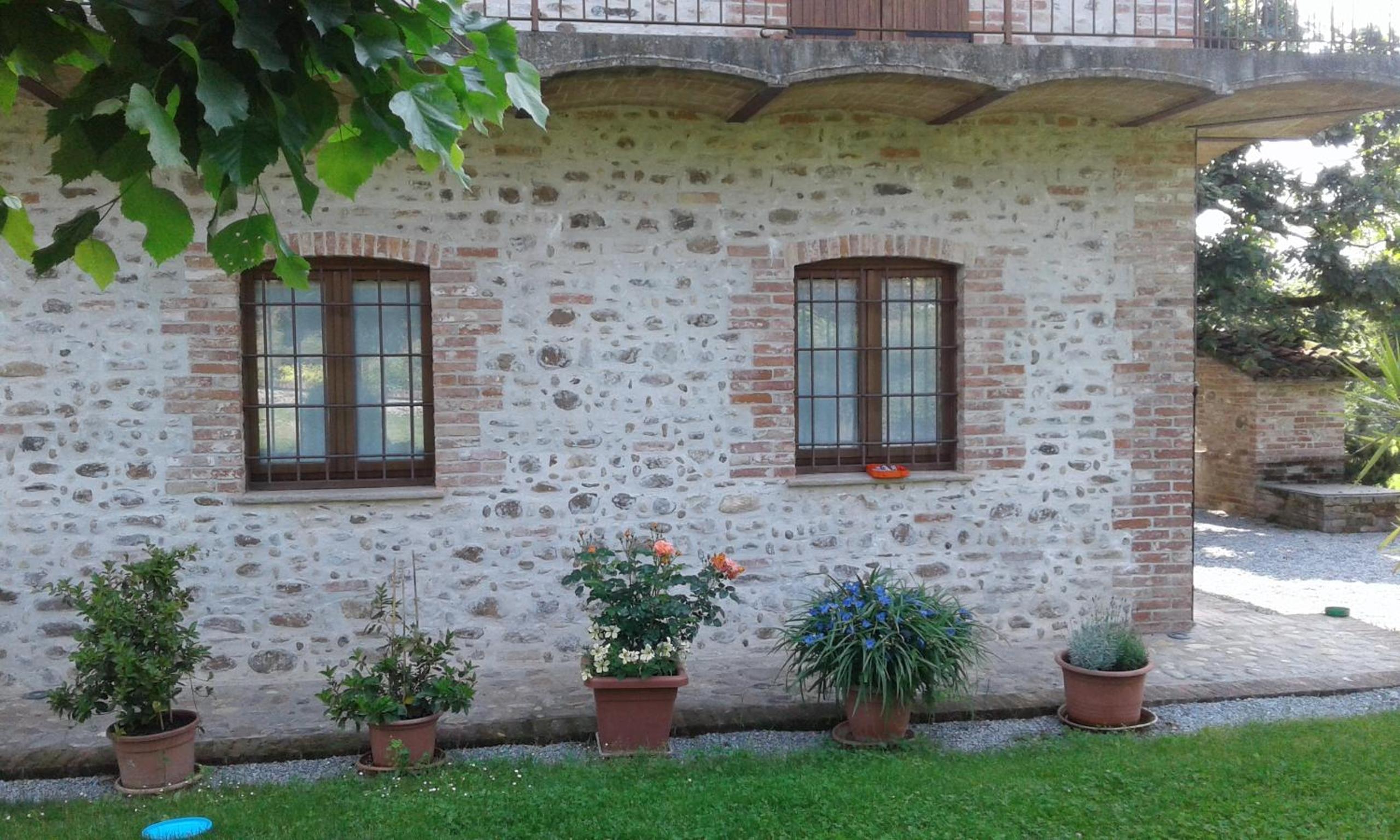 Cascina Stralla view 4