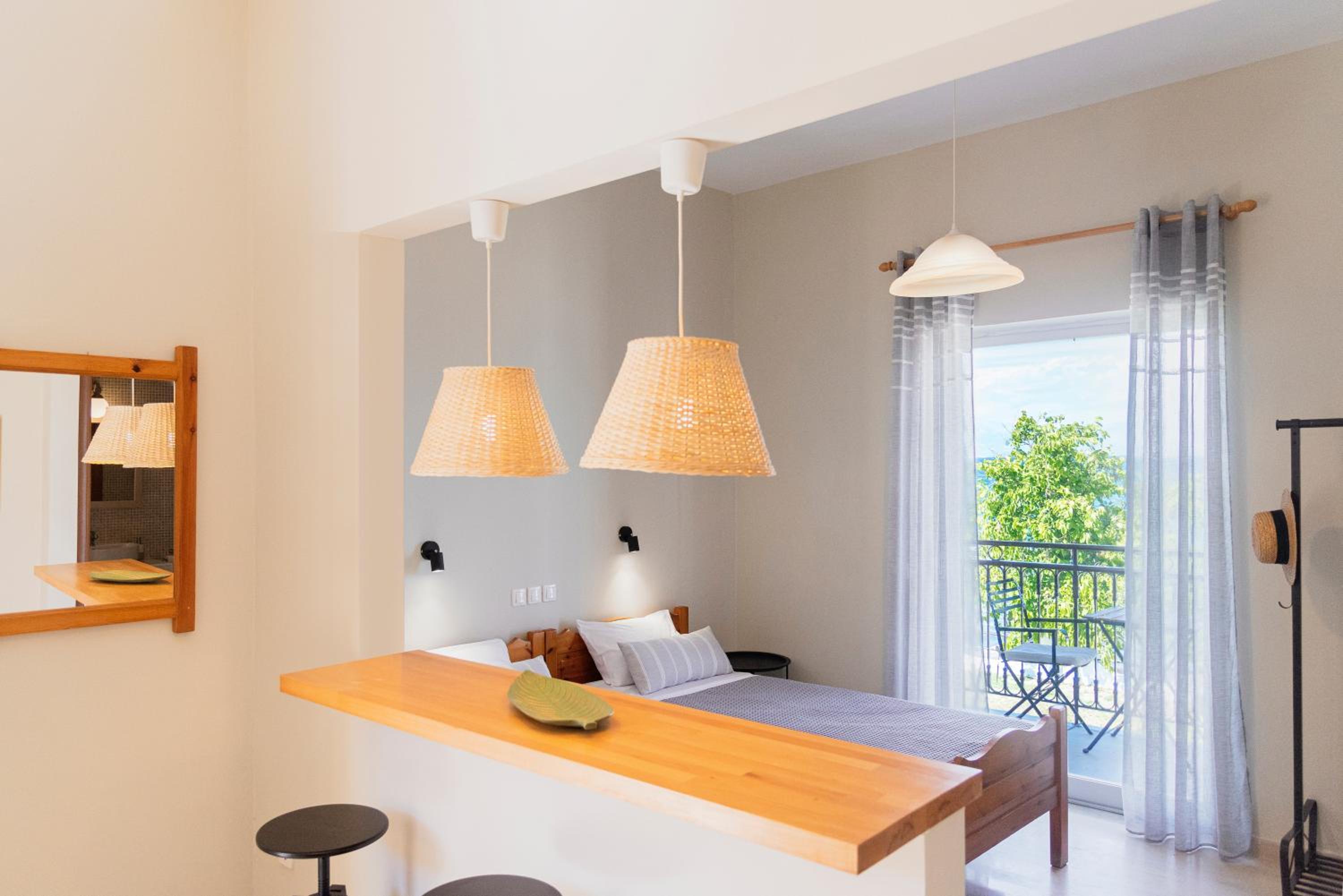 Kamini Apartments