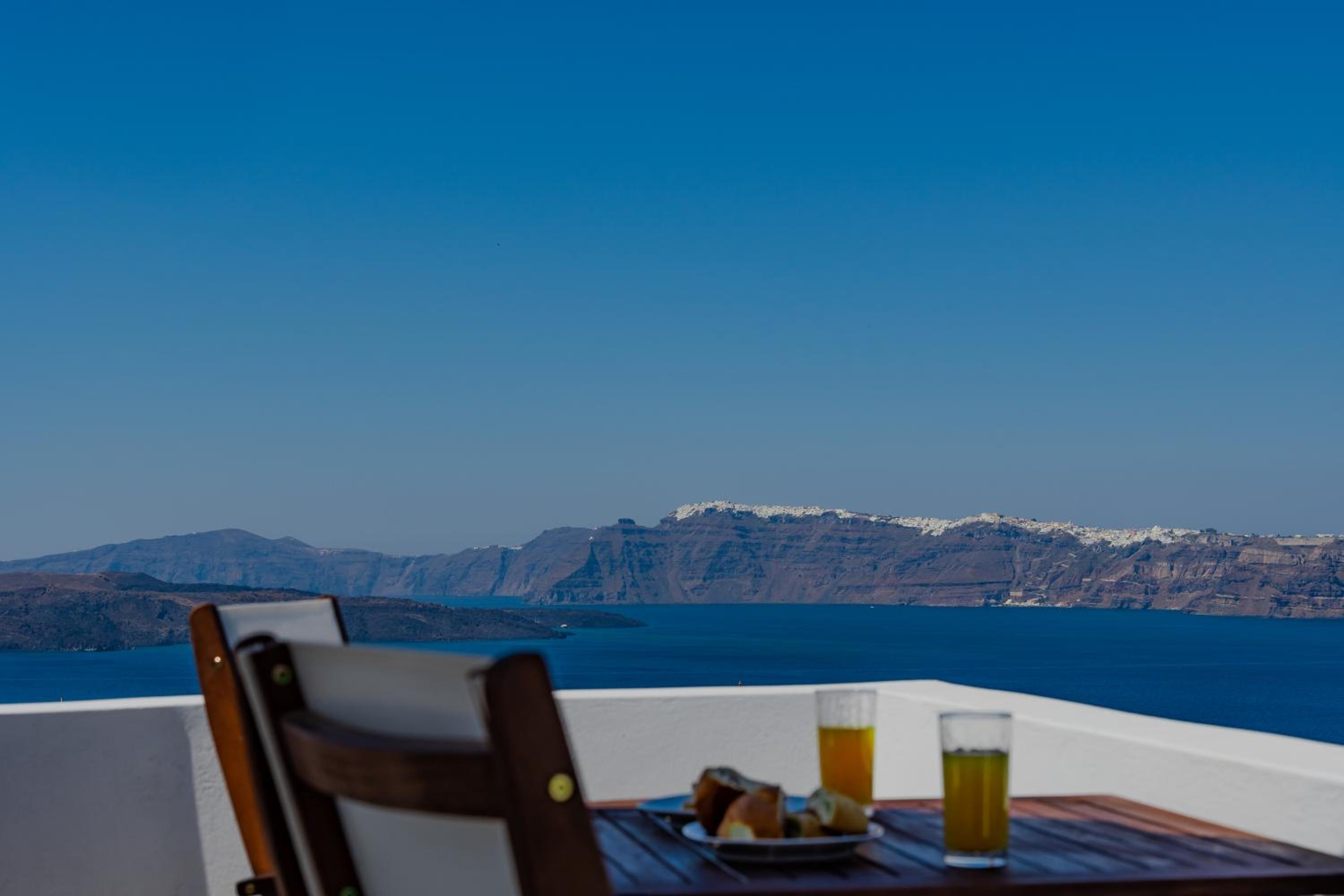 Adamantios Villas & Suites photo 5