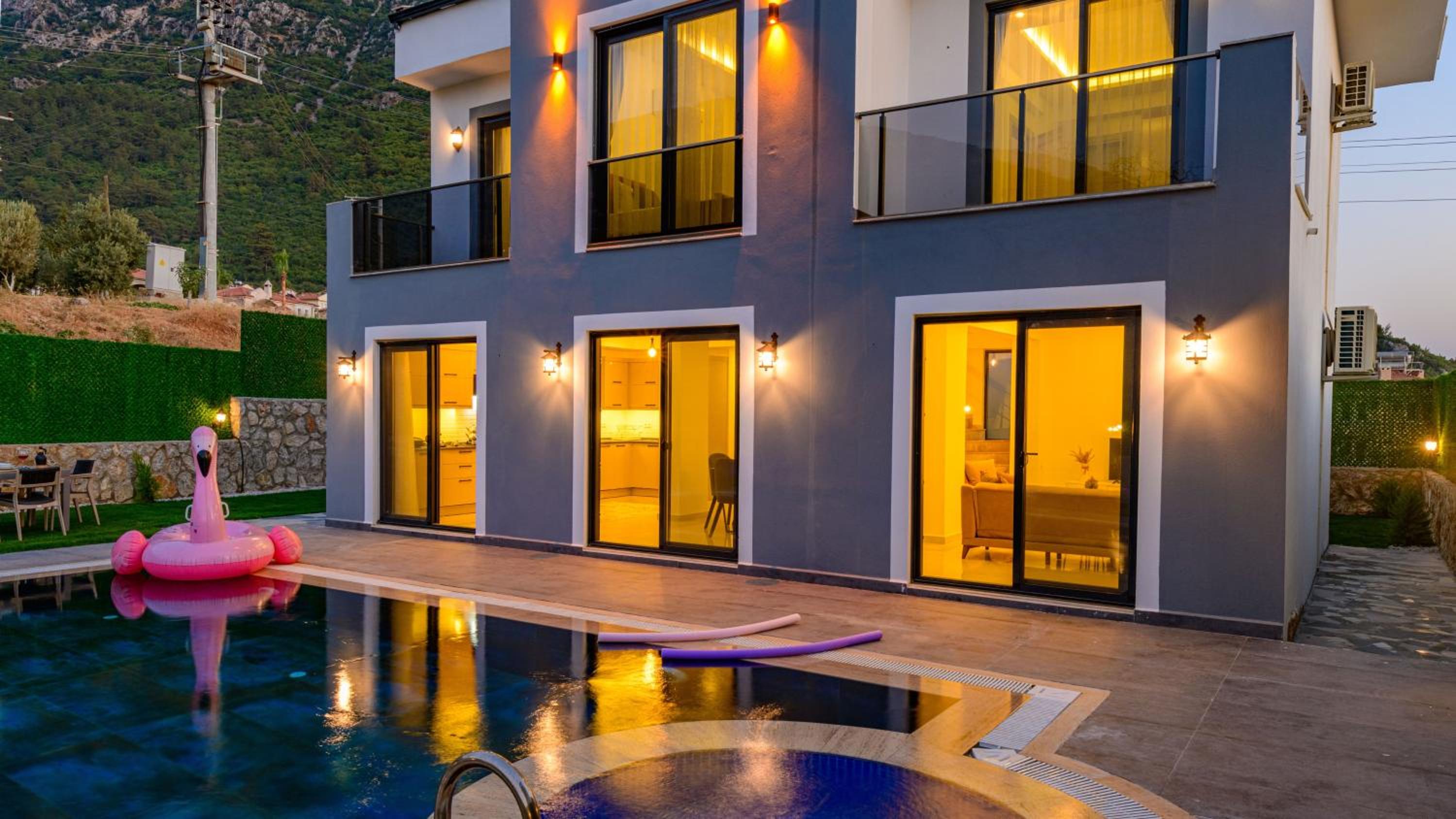 Atlantis - 4 Bedroom Holiday Villa in Hisaronu view 4
