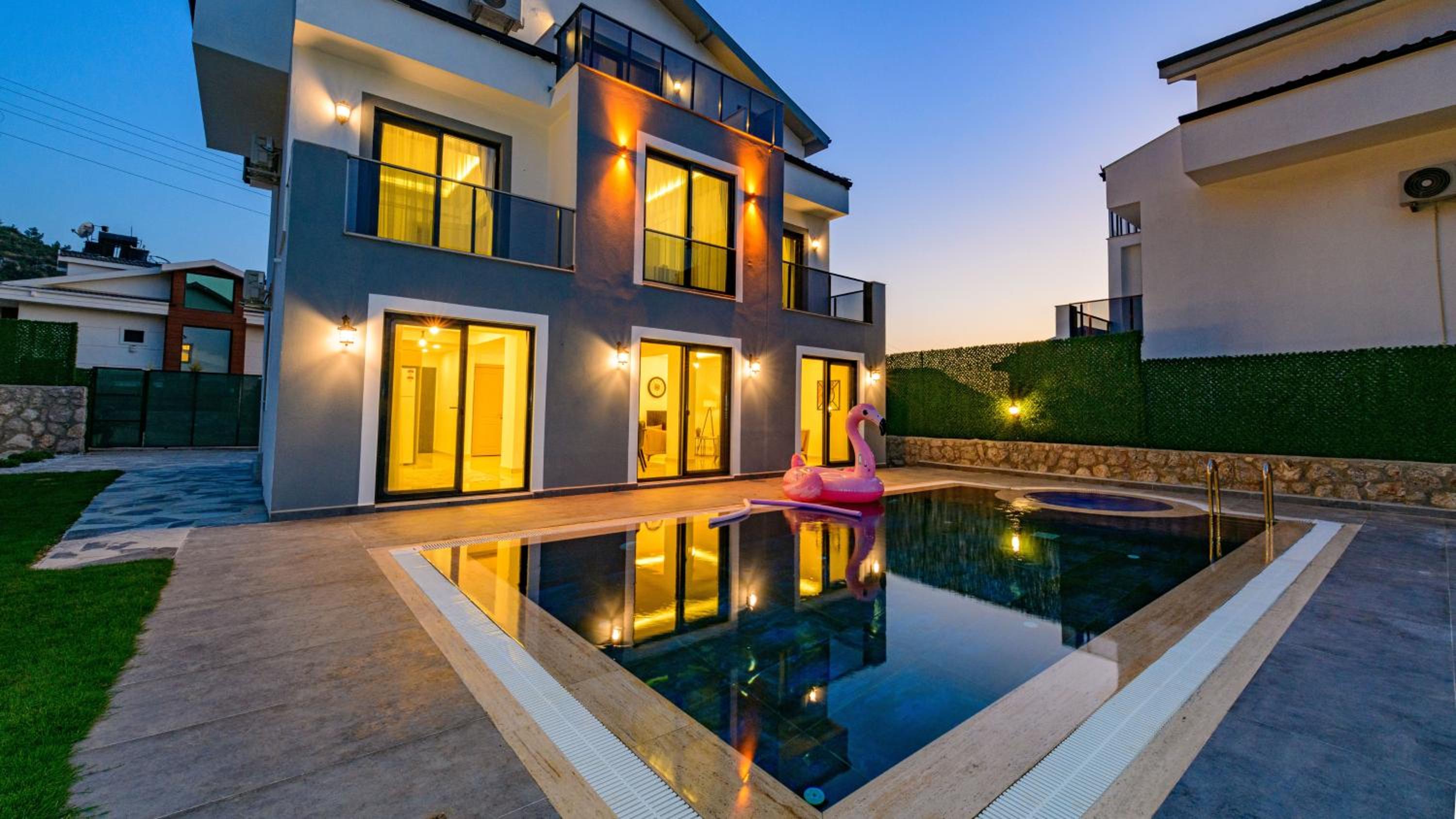 Atlantis - 4 Bedroom Holiday Villa in Hisaronu view 3