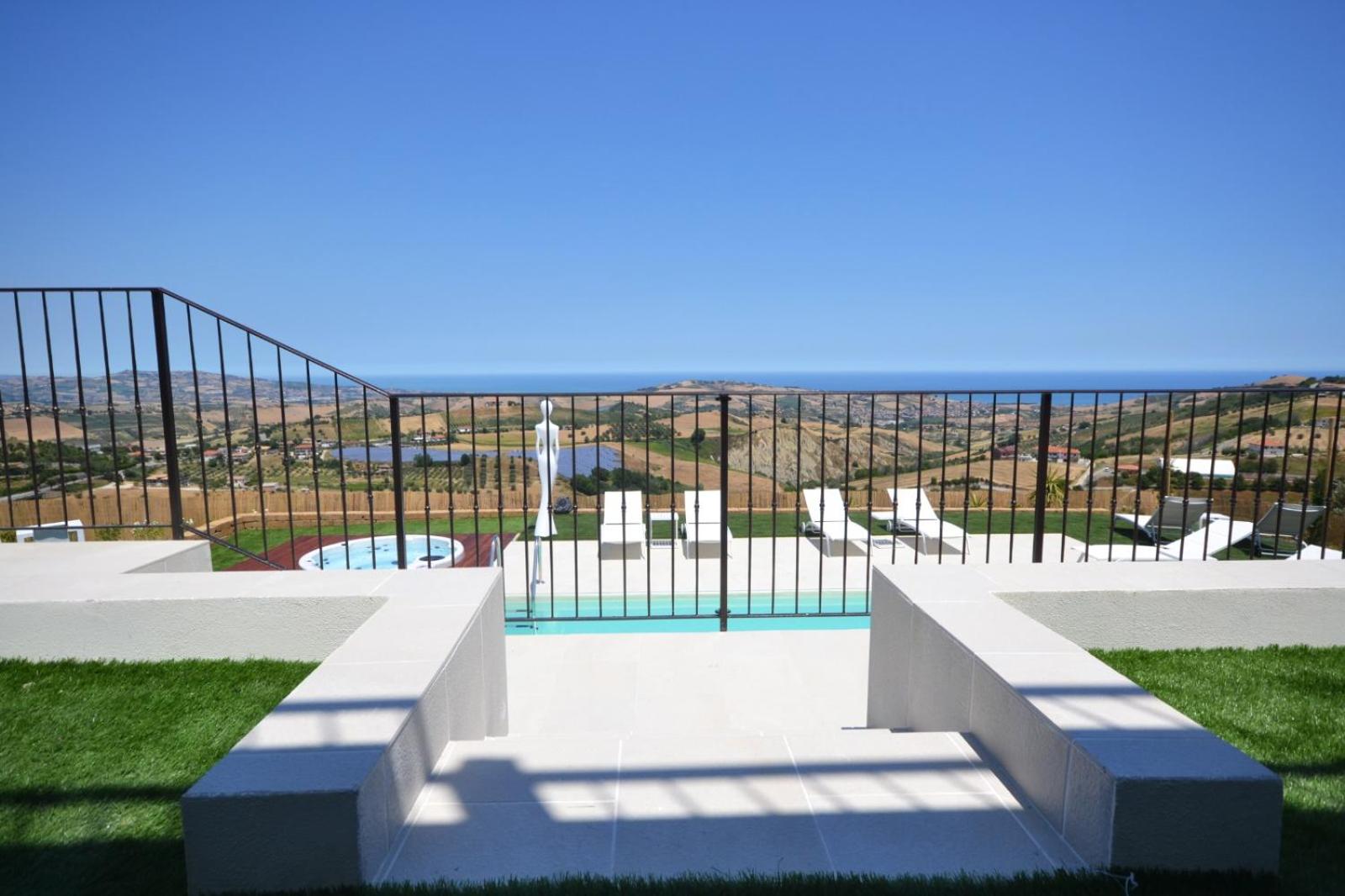 B&B & SPA Novantadieci Club