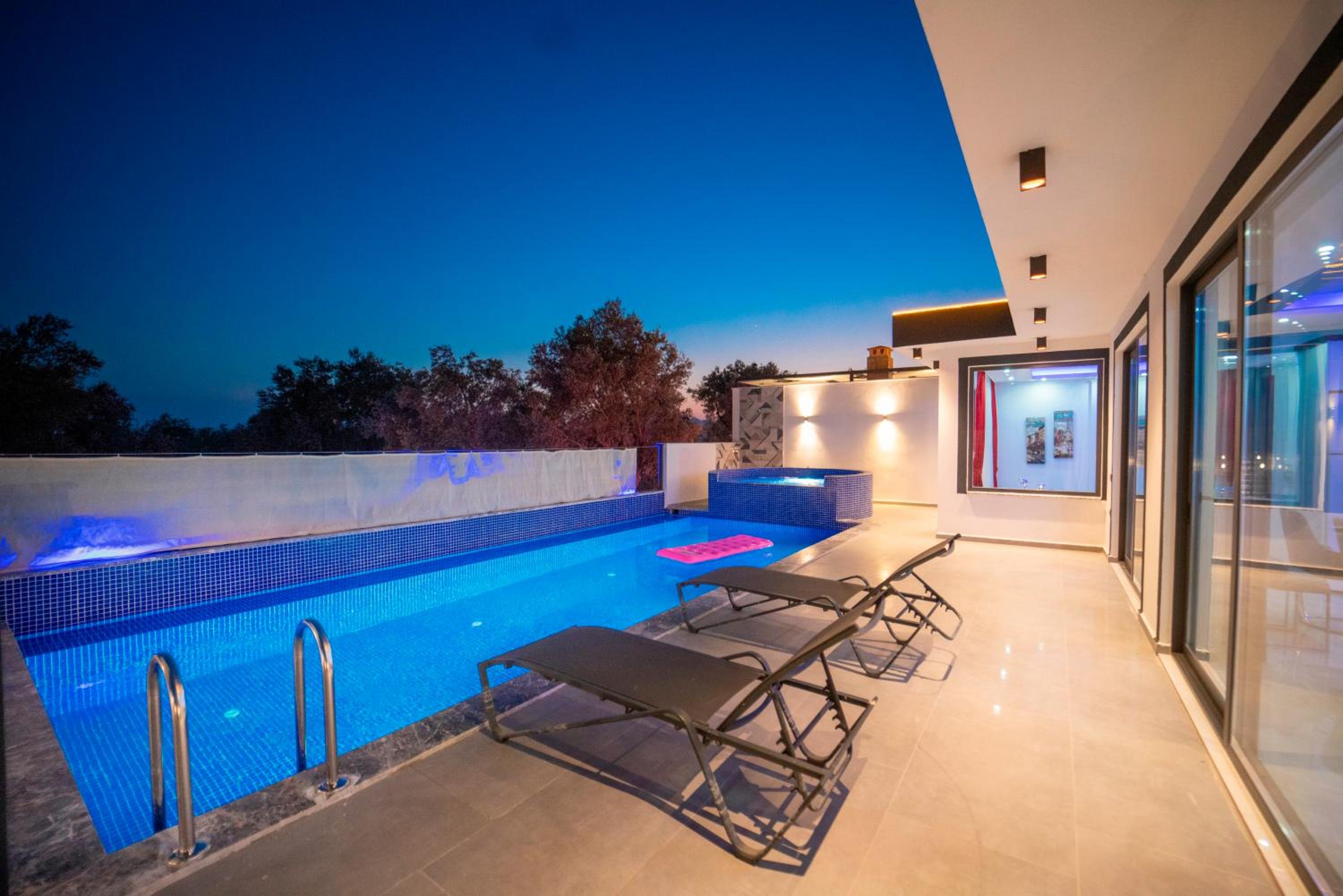 Tarhan 2 - 1 Bedroom with 2 jacuzzi in Kalkan view 4